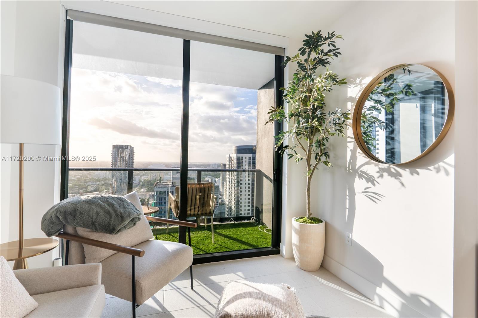 601 NE 1 AVE # 3604