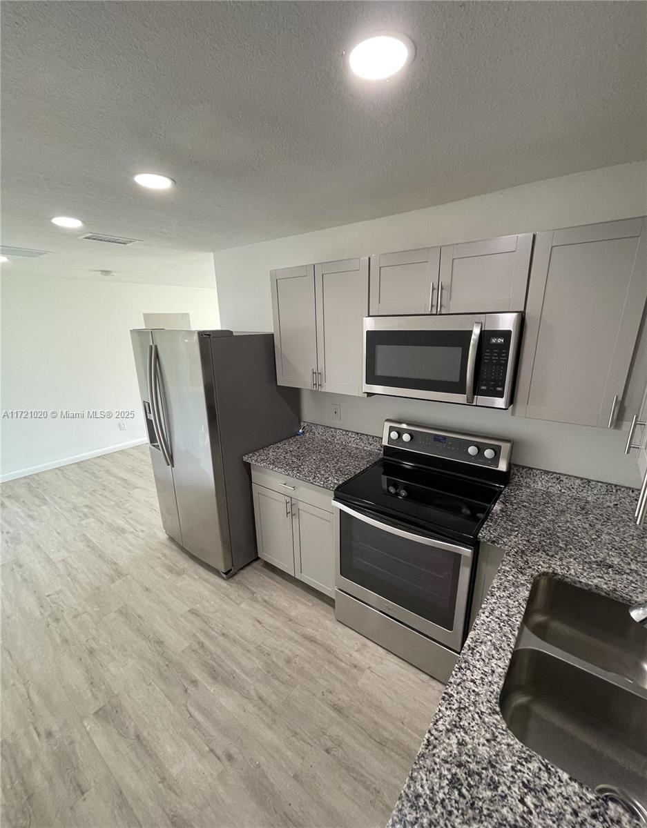8206 Winter Garden Pkwy # 8206