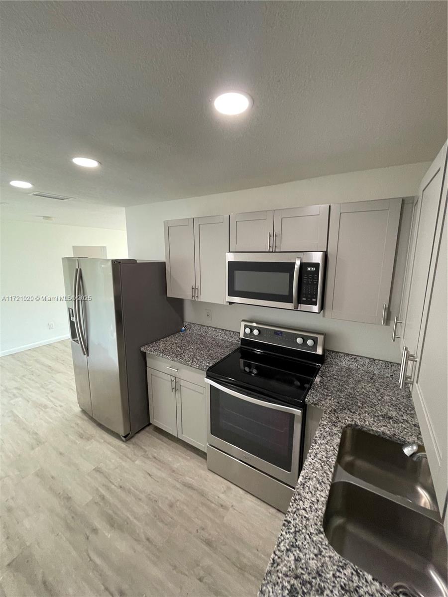 8206 Winter Garden Pkwy # 8206