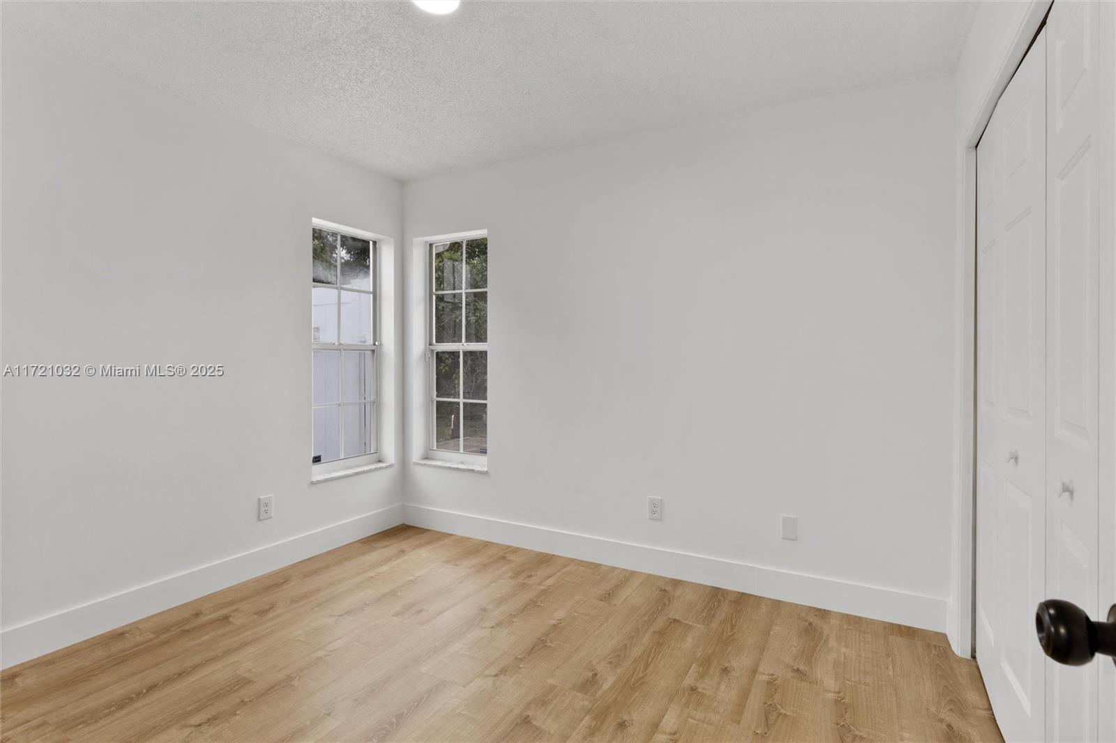434 SW Whitmore Dr, Port St. Lucie