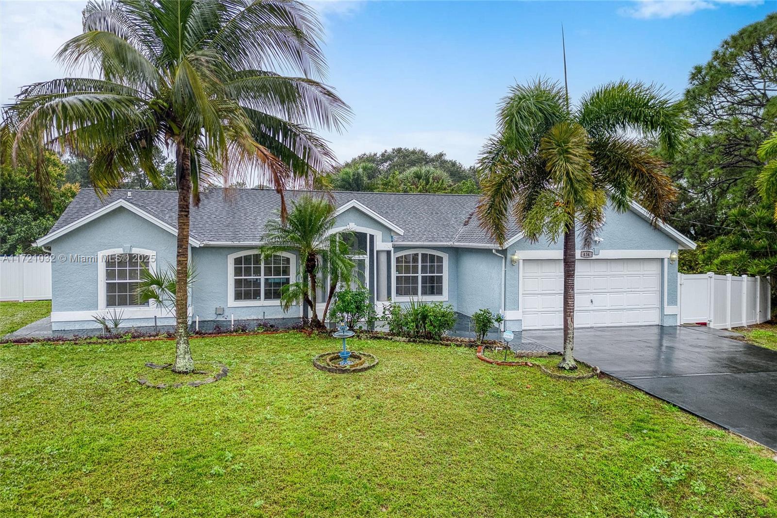 434 SW Whitmore Dr, Port St. Lucie