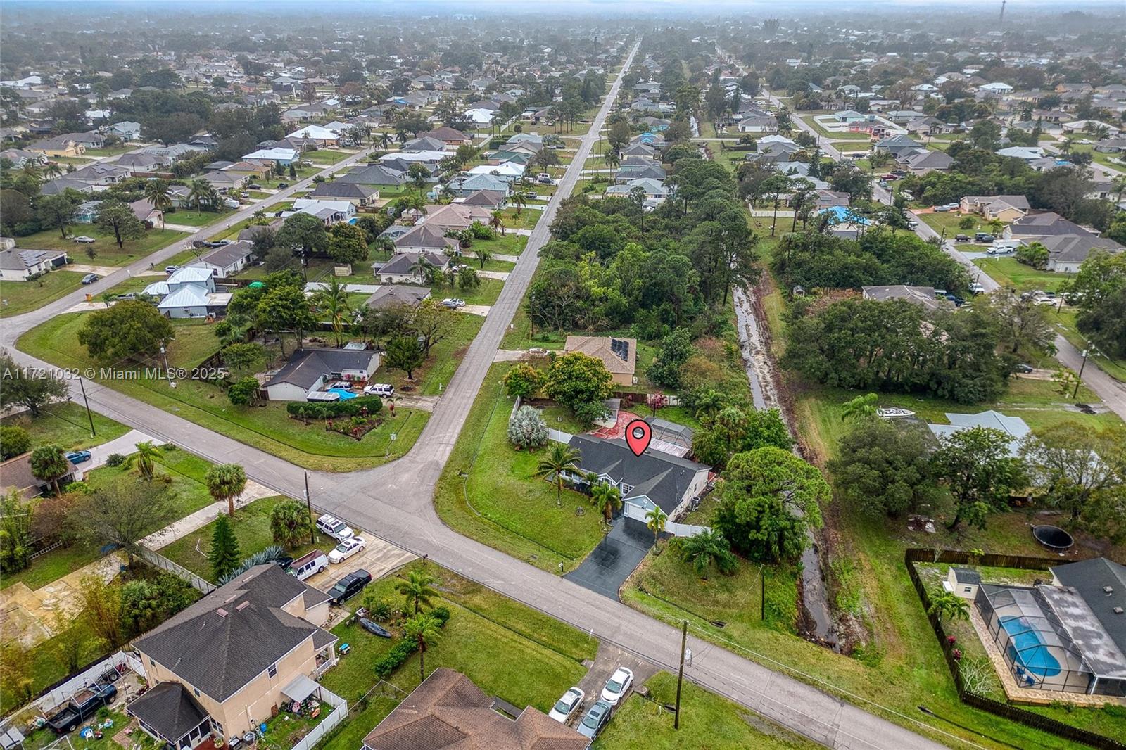 434 SW Whitmore Dr, Port St. Lucie