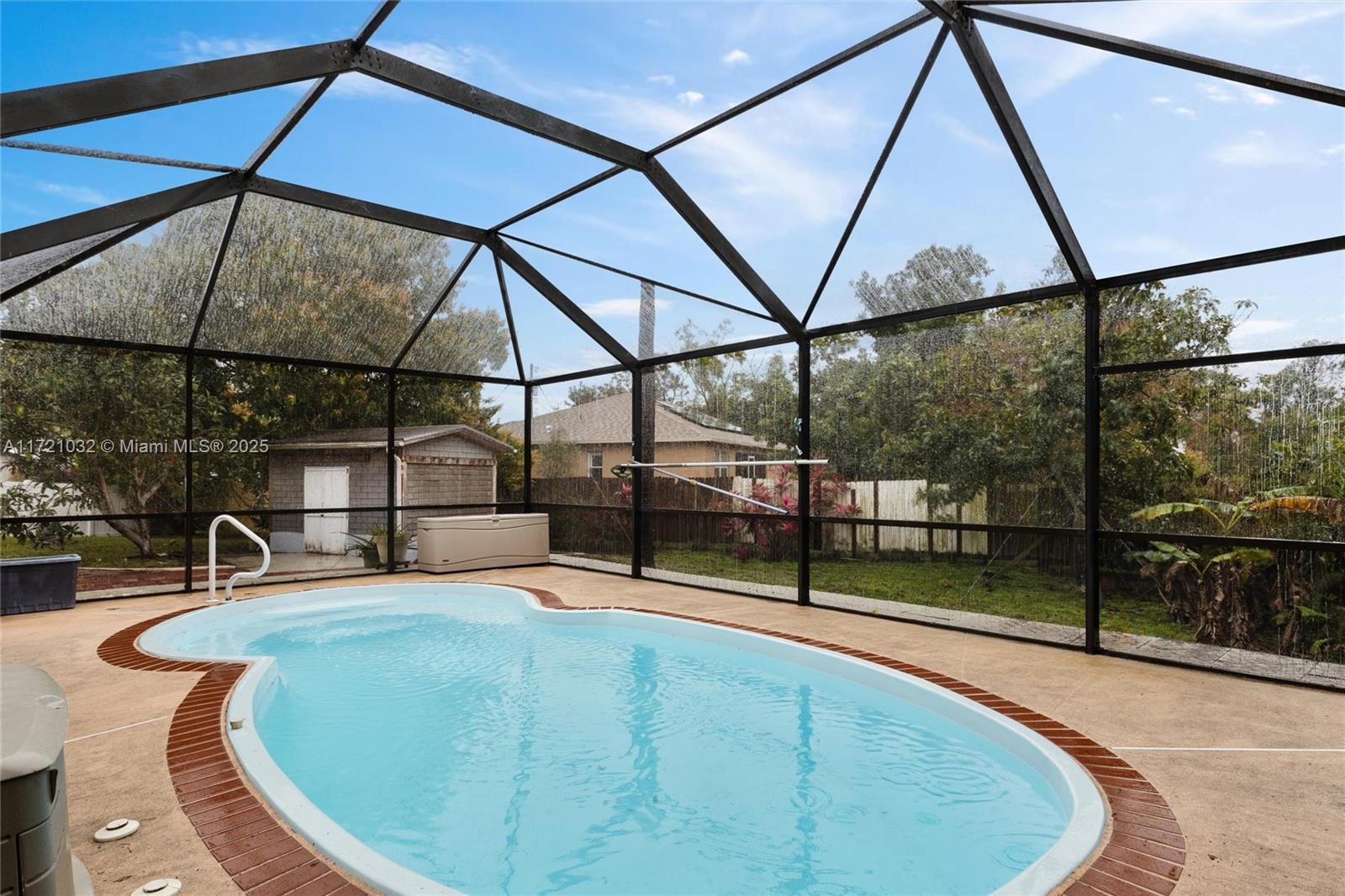 434 SW Whitmore Dr, Port St. Lucie