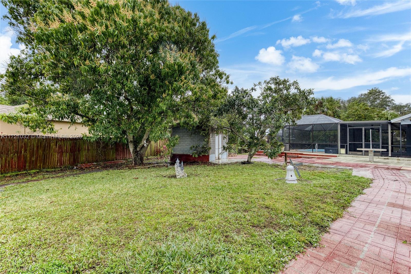 434 SW Whitmore Dr, Port St. Lucie