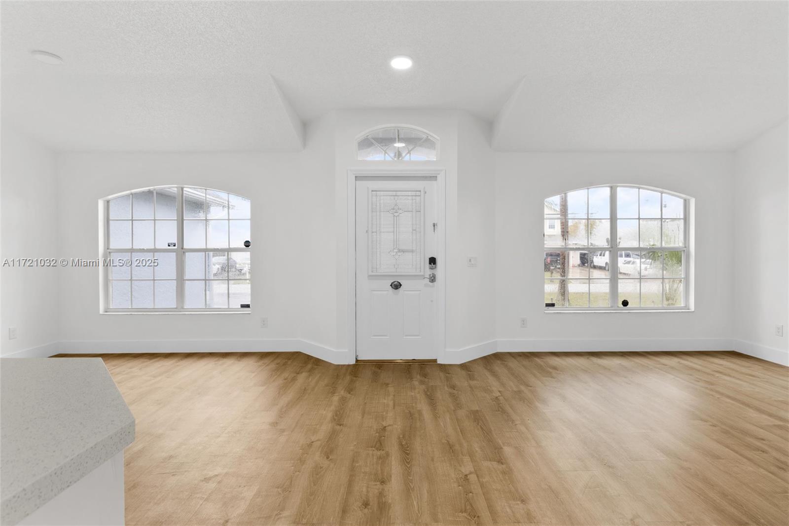 434 SW Whitmore Dr, Port St. Lucie