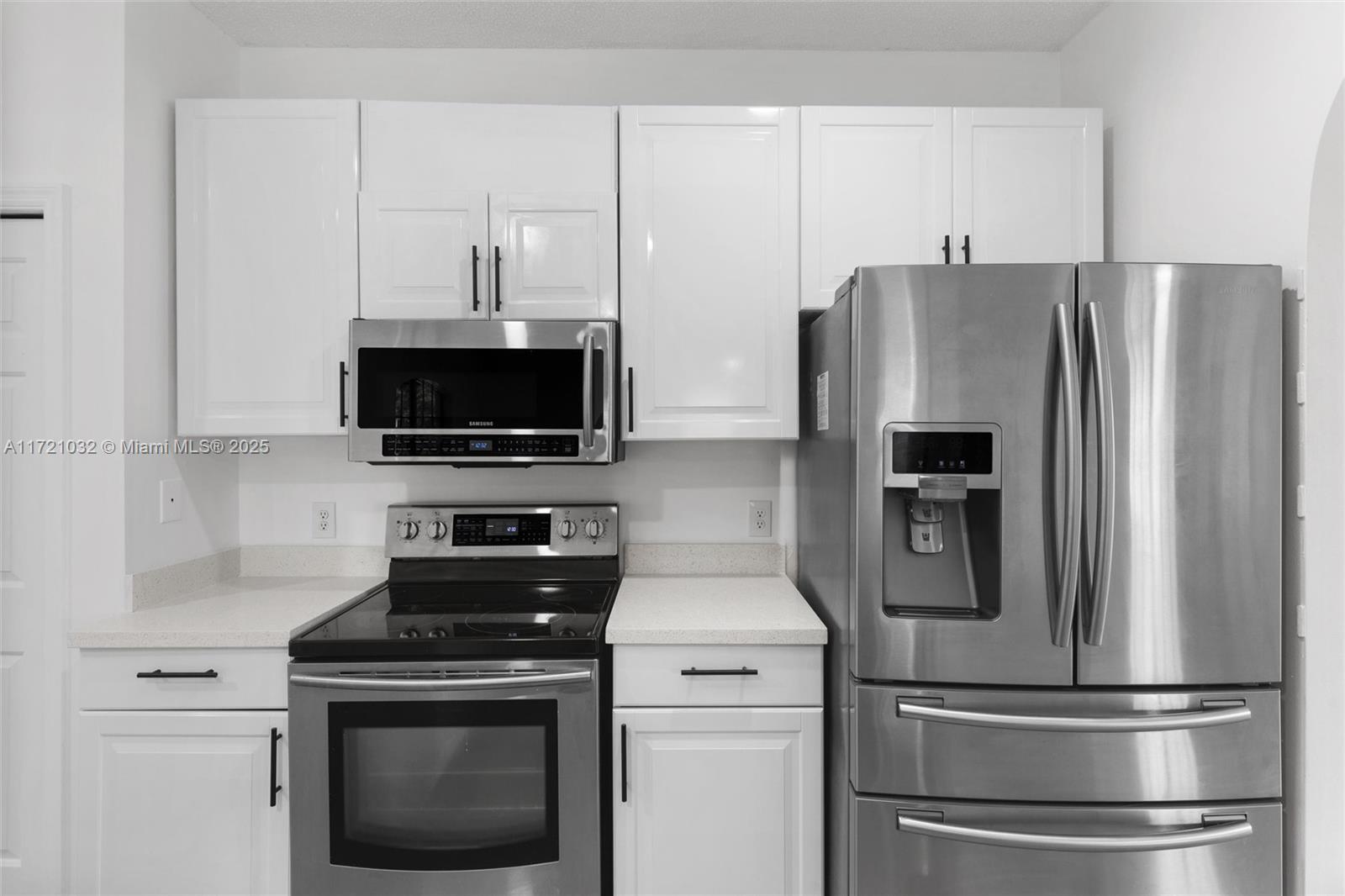 434 SW Whitmore Dr, Port St. Lucie