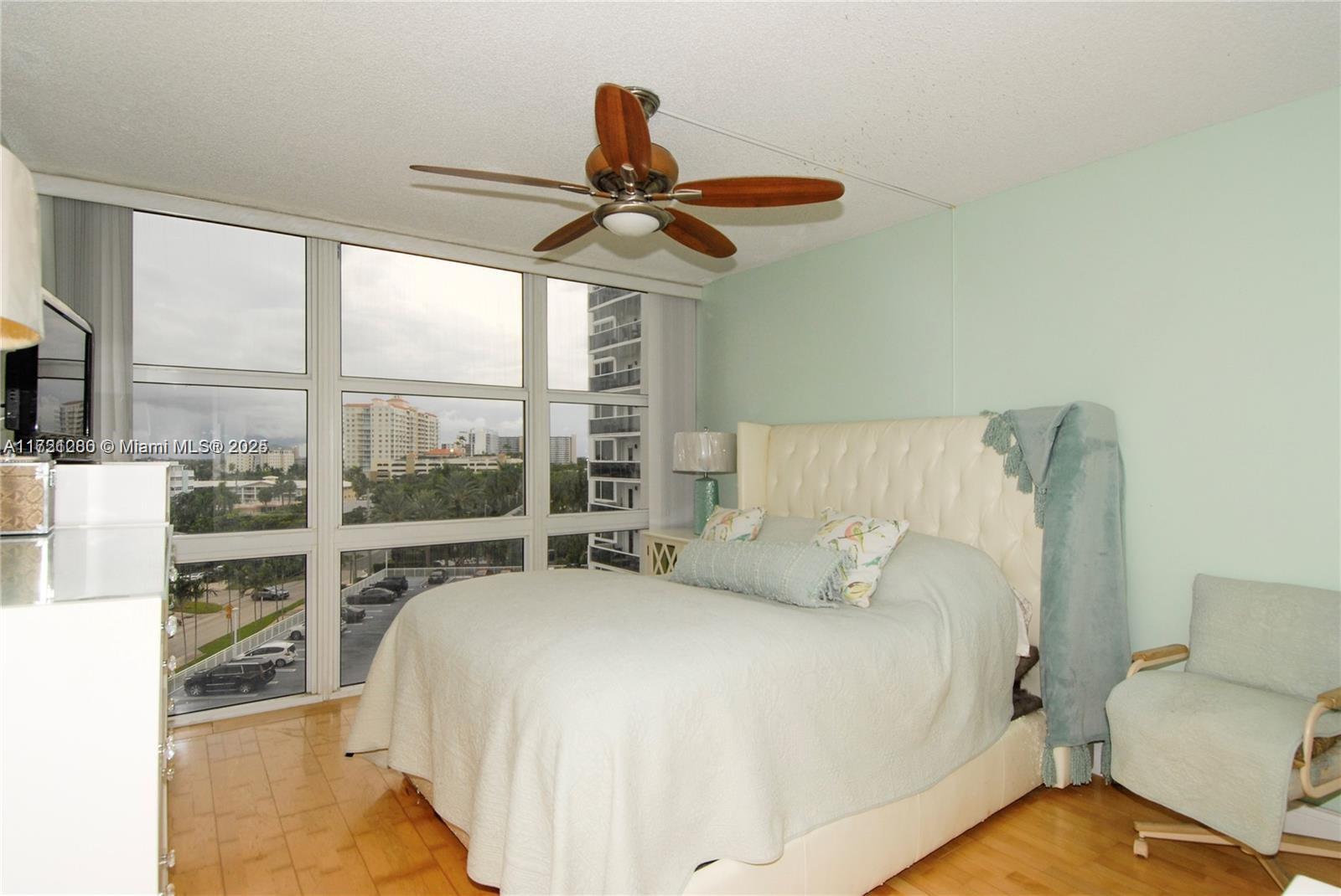 2701 N Ocean Blvd # 6F