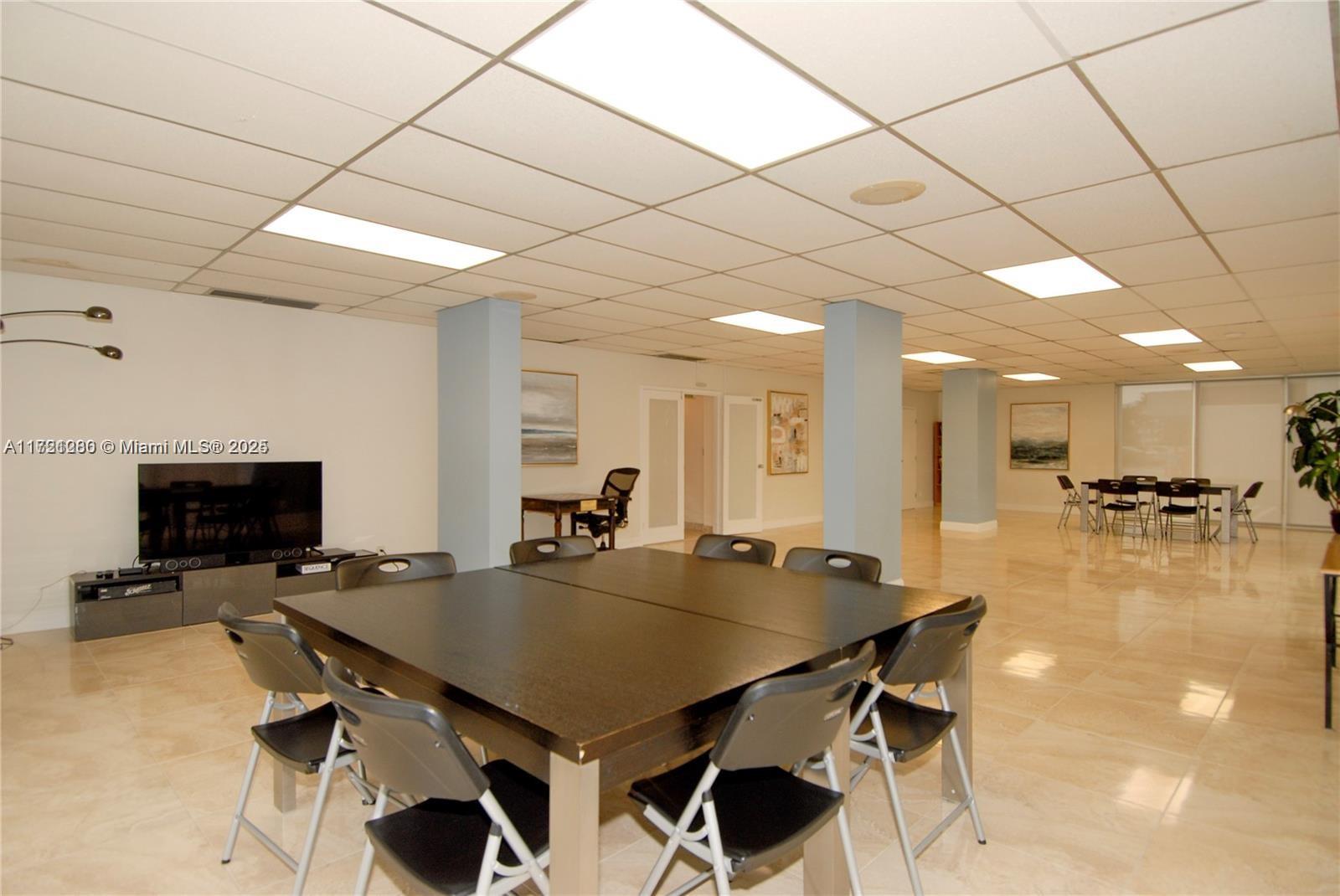 2701 N Ocean Blvd # 6F