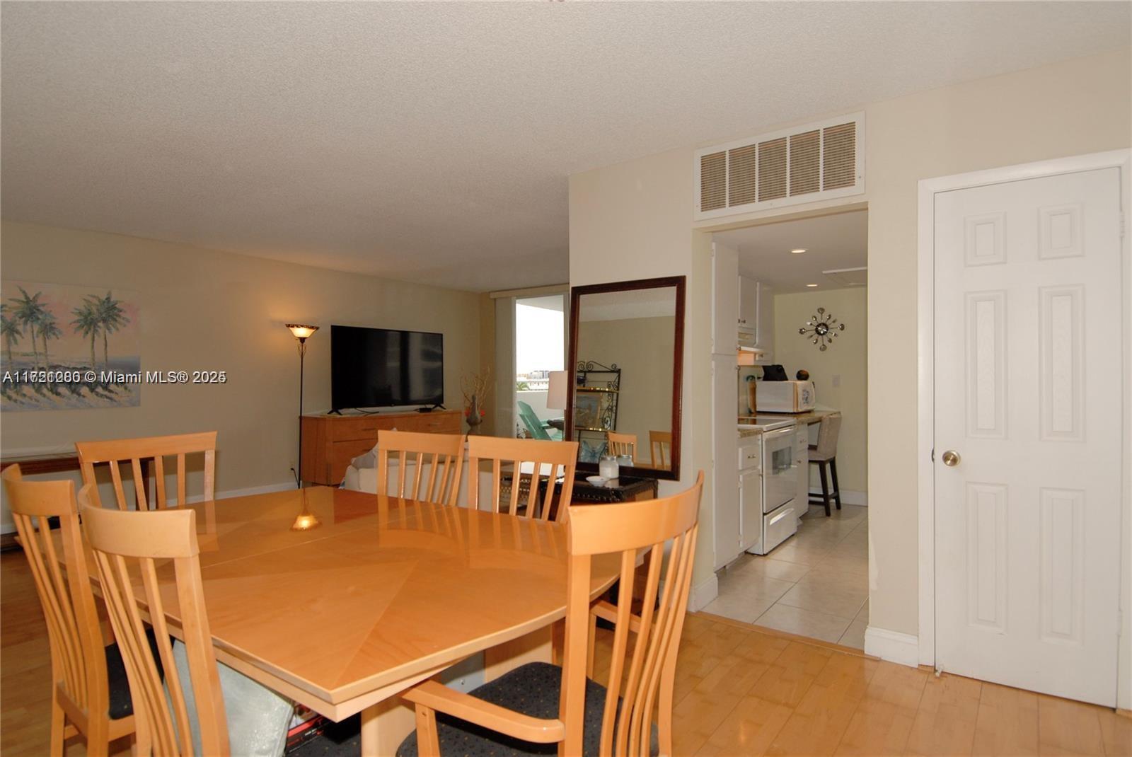 2701 N Ocean Blvd # 6F