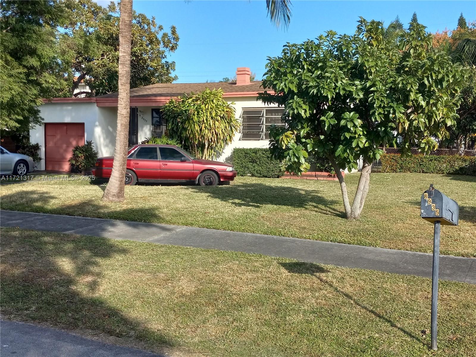 8935 NW 10th Ave