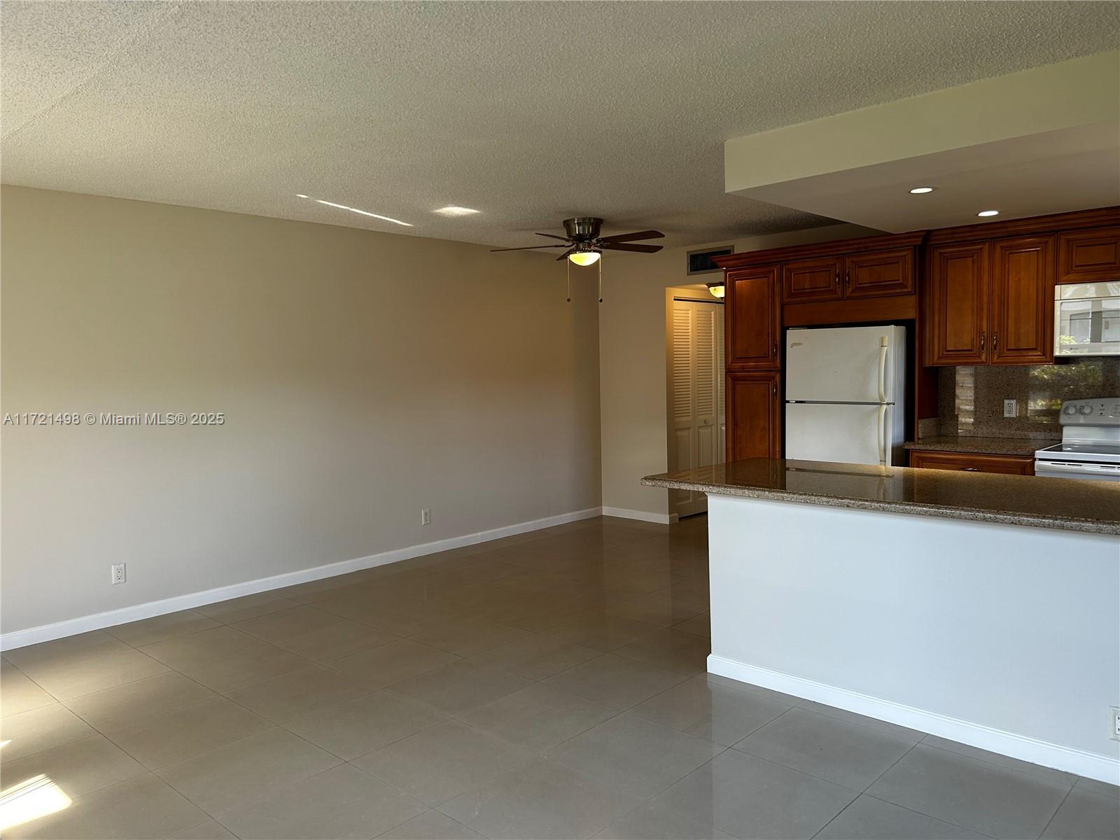 284 N Tilford N # 4 Unit: 28 4