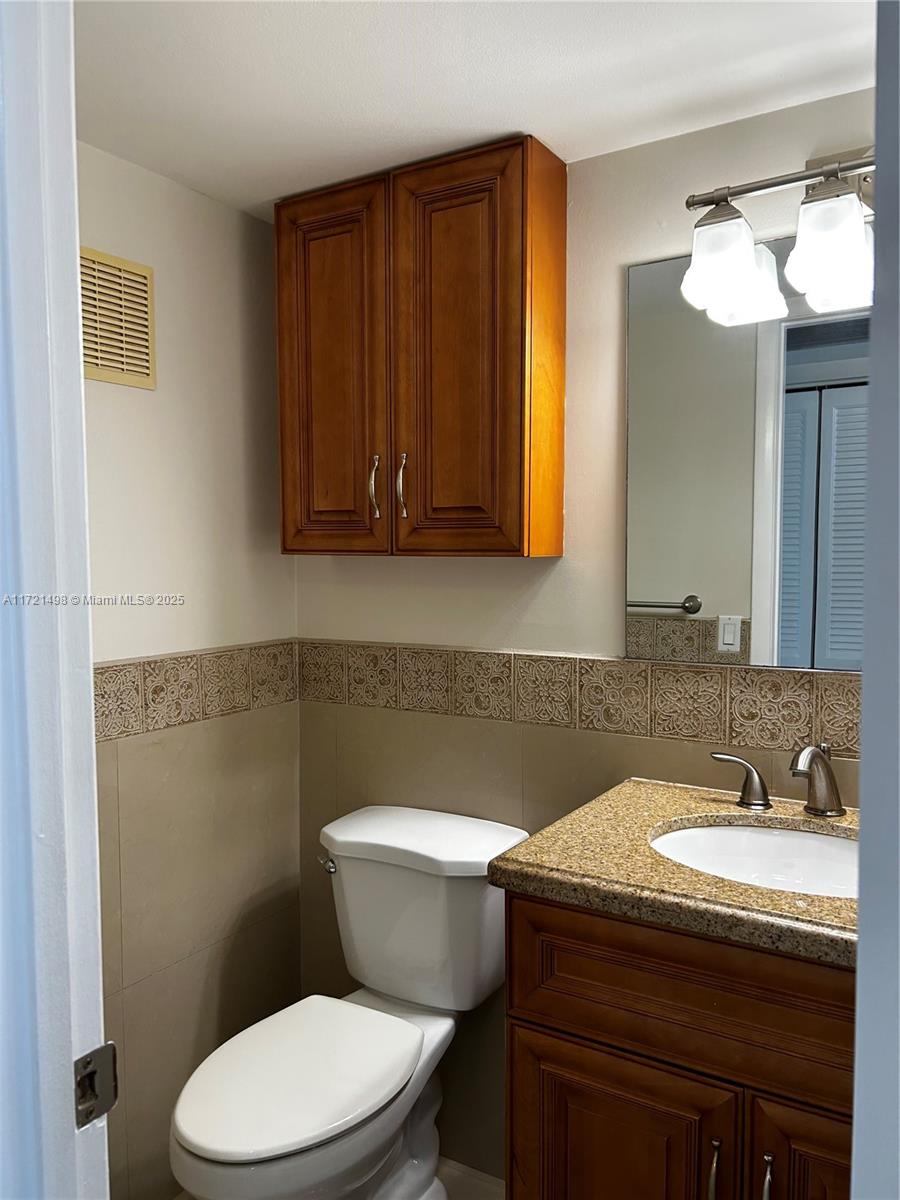 284 N Tilford N # 4 Unit: 28 4