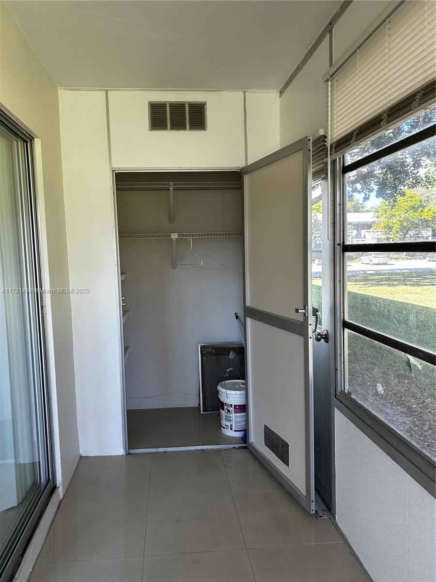 284 N Tilford N # 4 Unit: 28 4