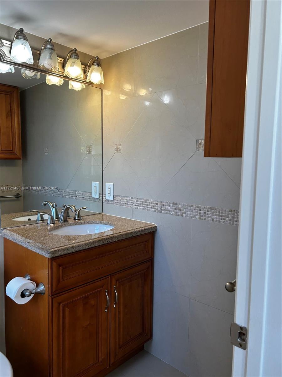 284 N Tilford N # 4 Unit: 28 4