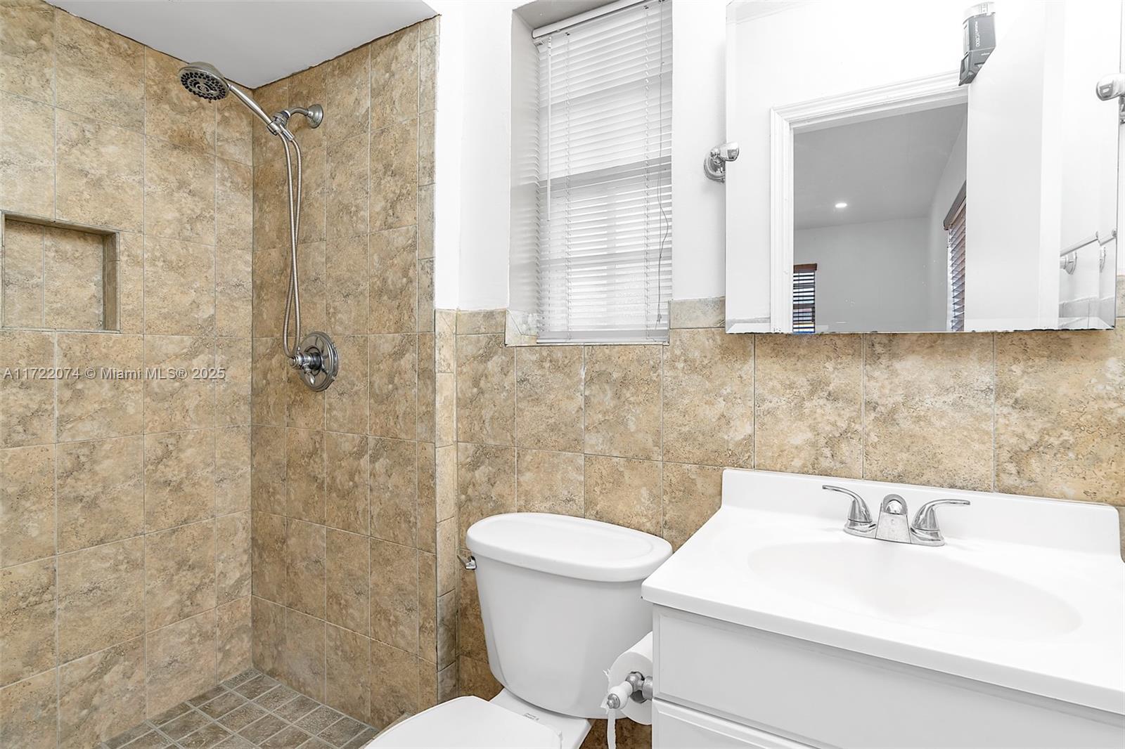 1320 NE 205th Ter