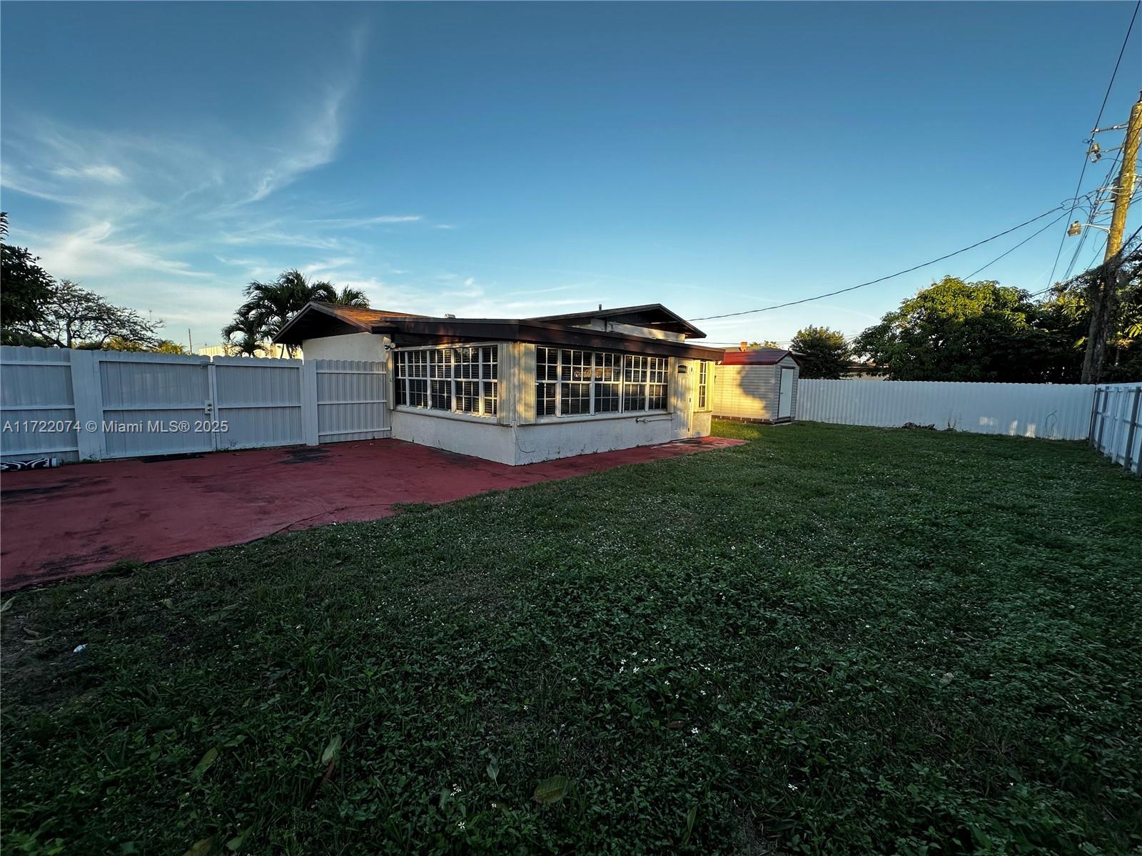 1320 NE 205th Ter