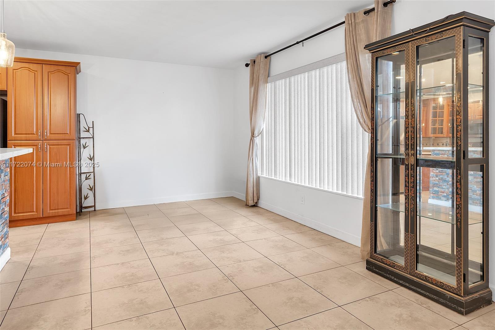 1320 NE 205th Ter