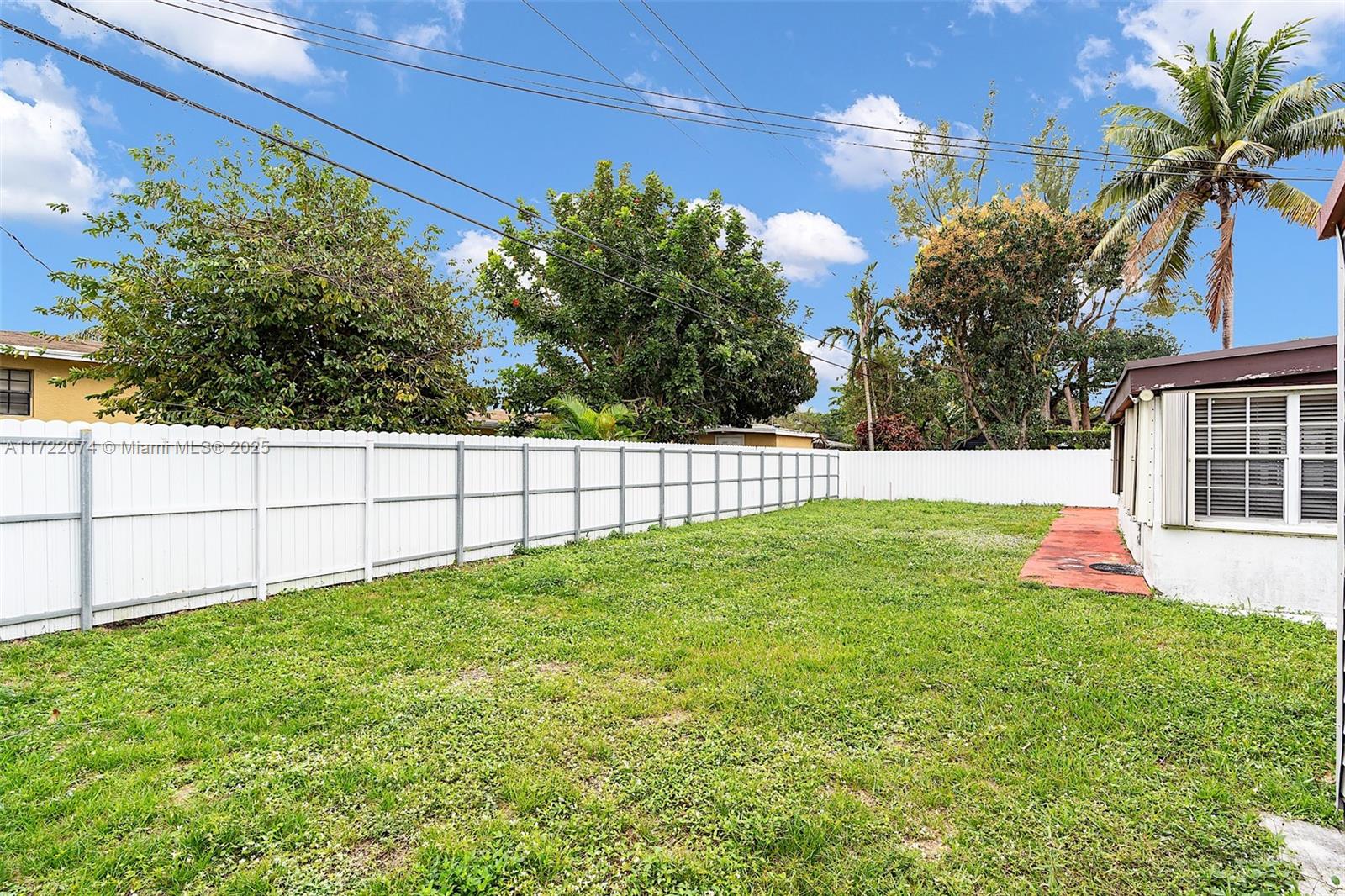 1320 NE 205th Ter