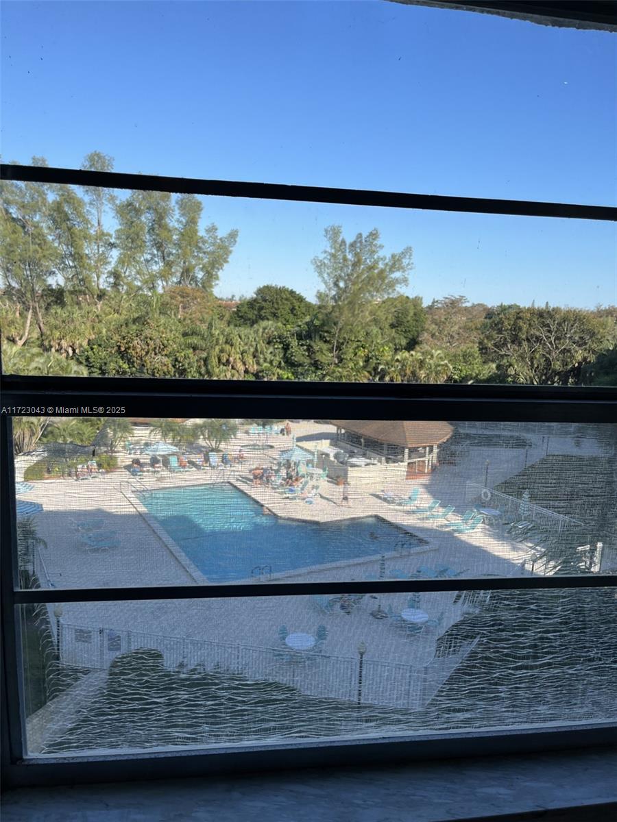 3930 Inverrary # D Unit: 506-D