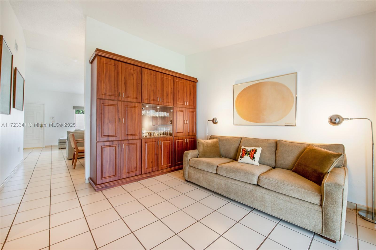 1227 SW 104th Ct # 4A Unit: 7-4A