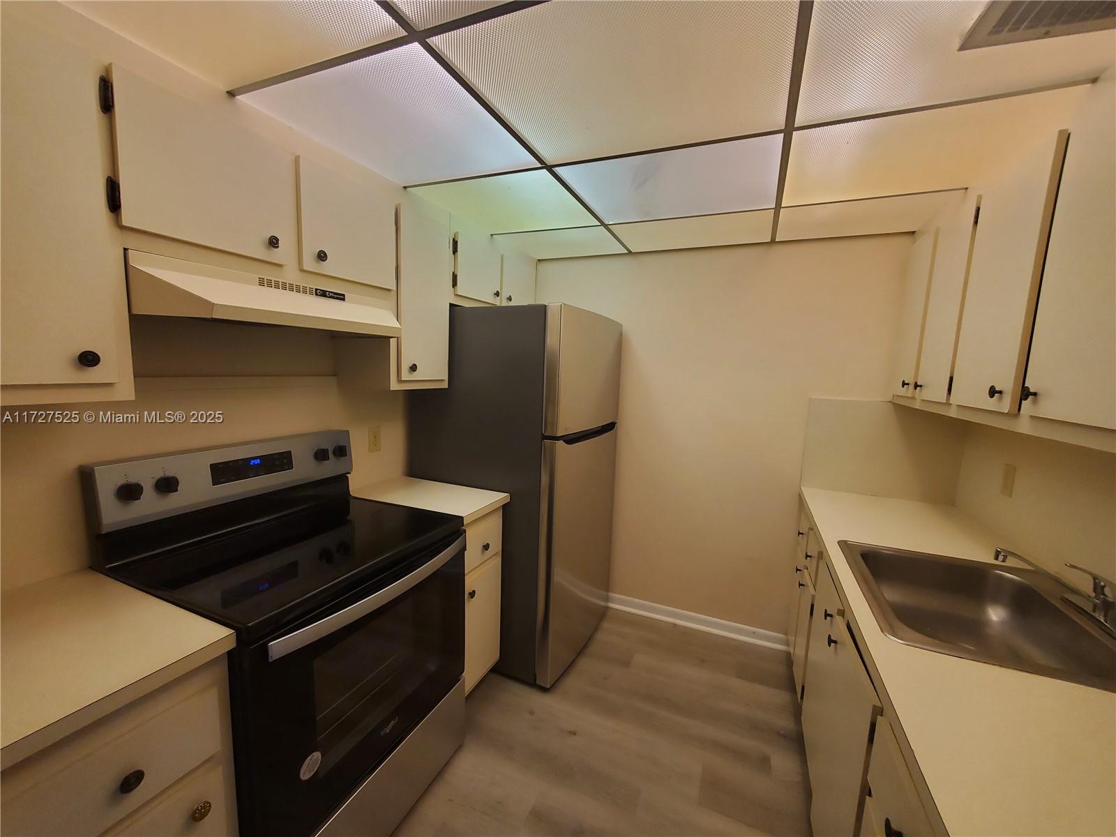 101 SW 132nd Way # 416J