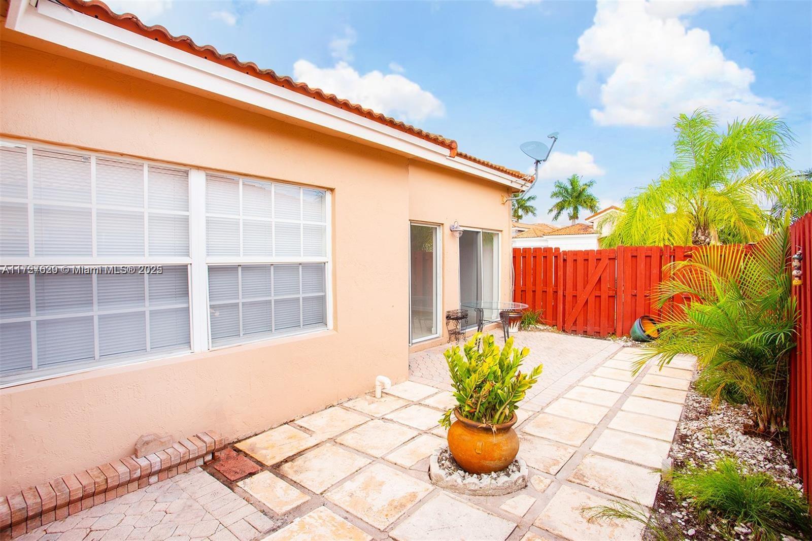 16222 SW 102nd Ter