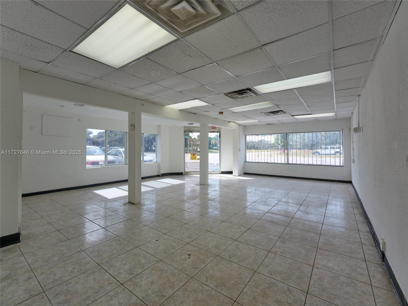 11501 NW 27th Ave