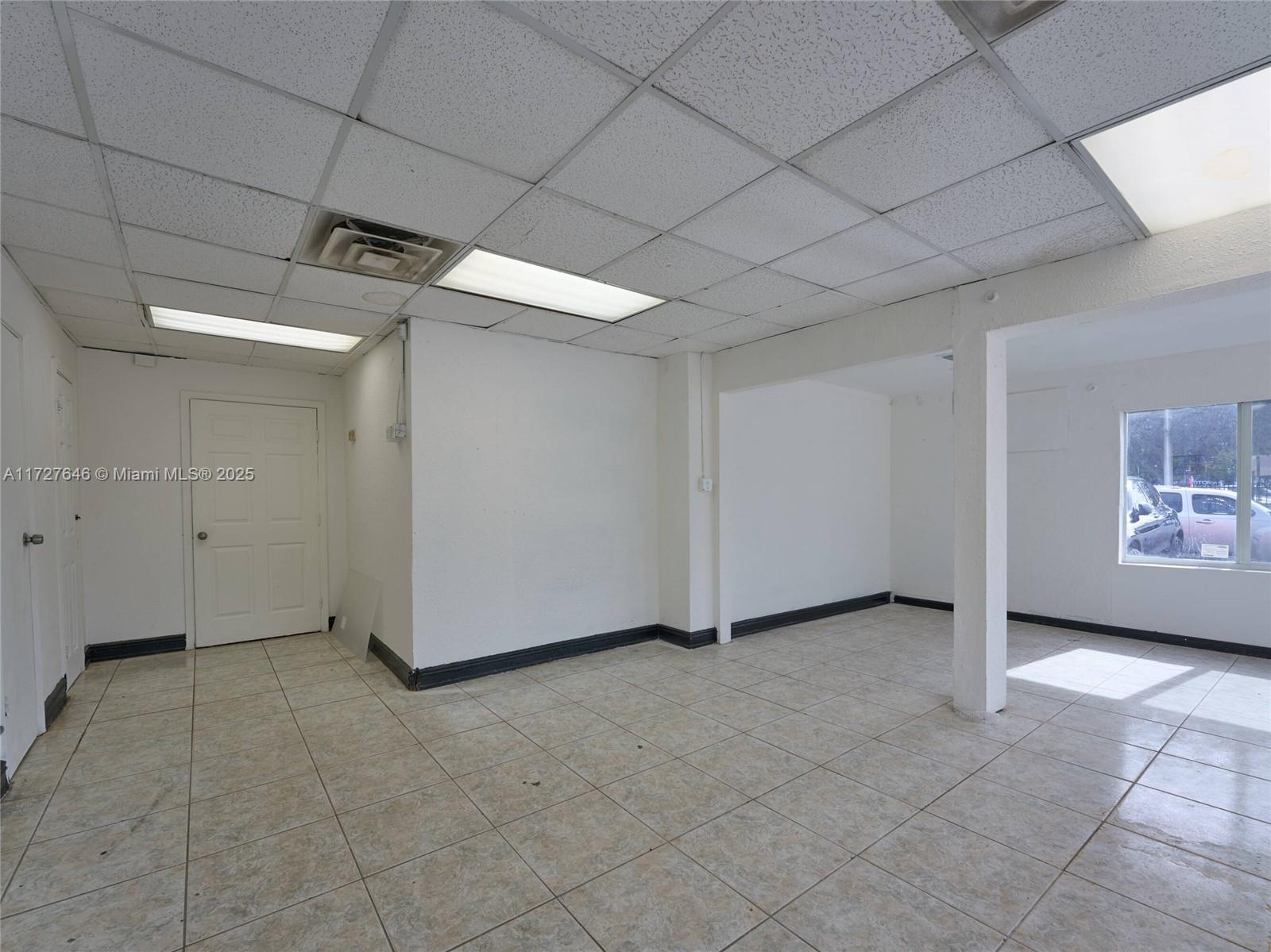 11501 NW 27th Ave