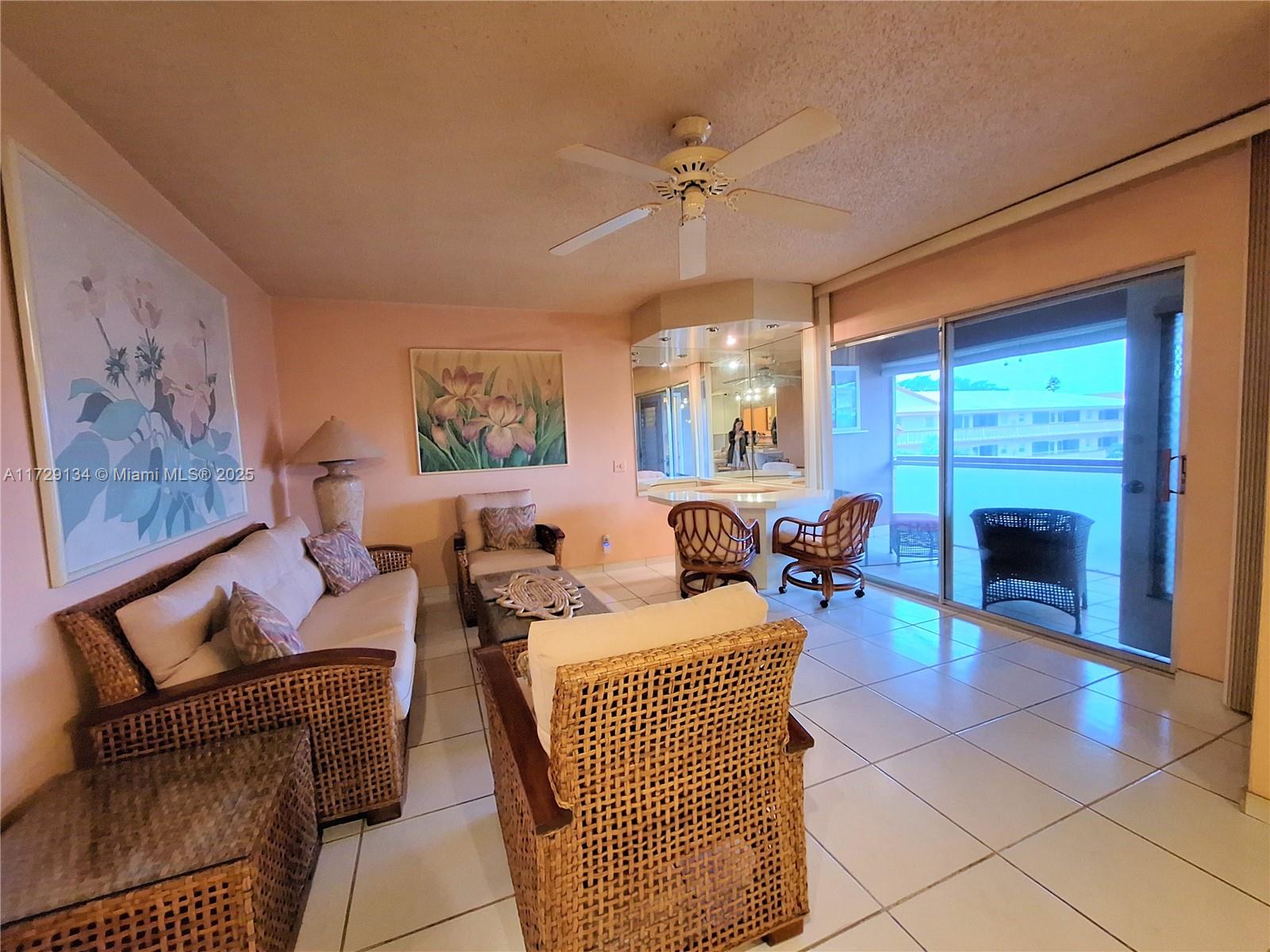 5300 Washington St # P335