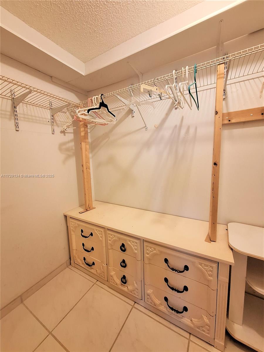 5300 Washington St # P335