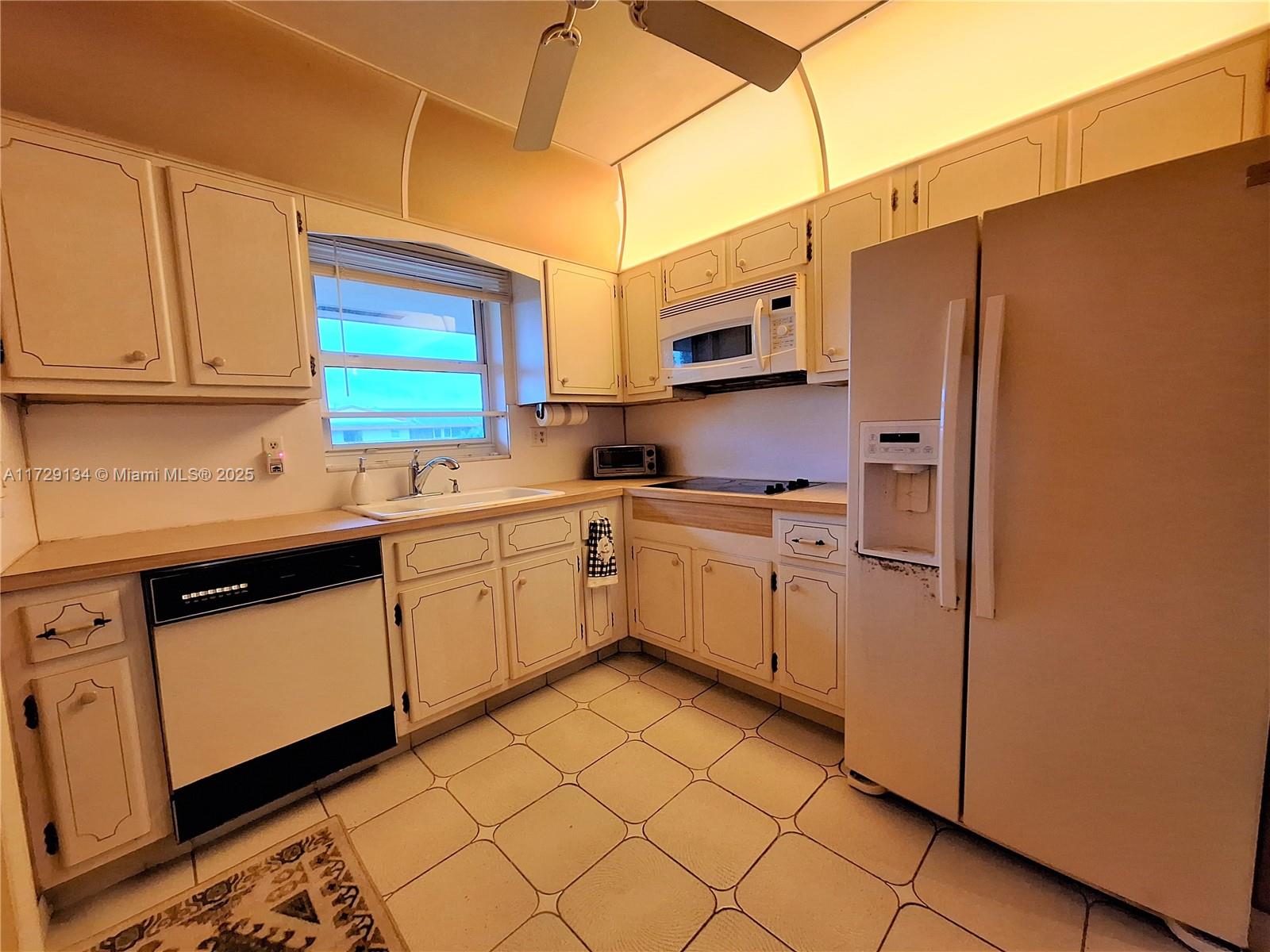 5300 Washington St # P335