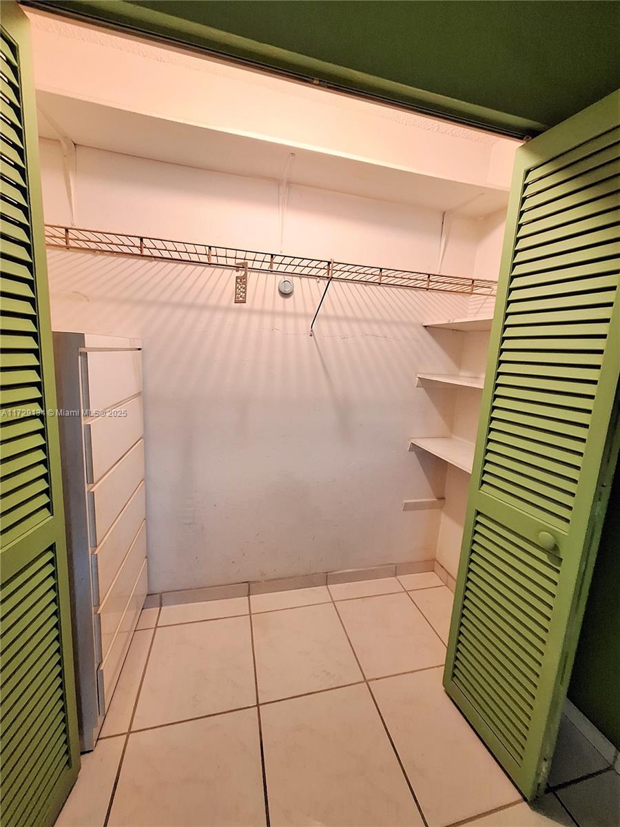 5300 Washington St # P335