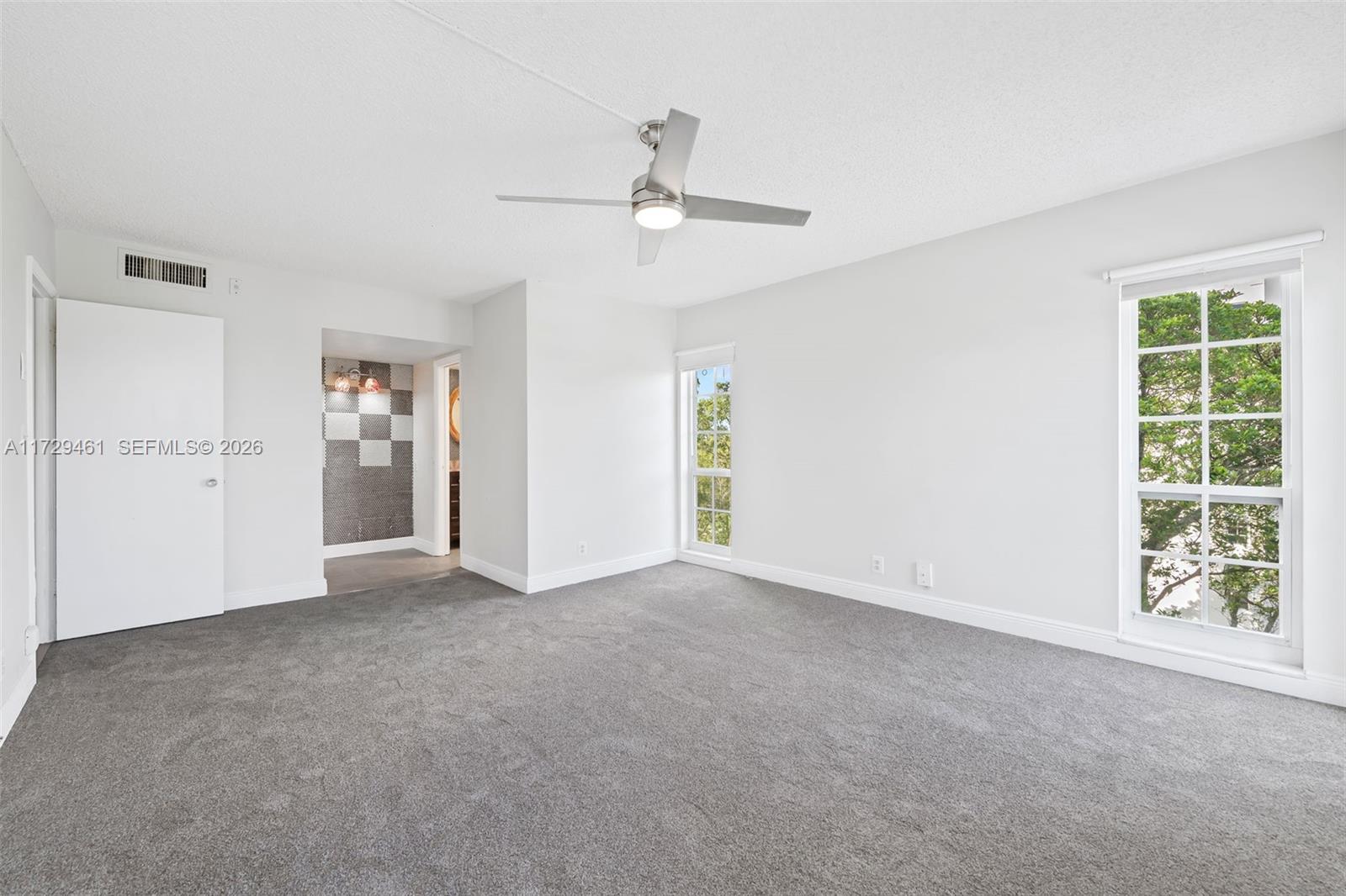 3050 N Palm Aire Dr # 501