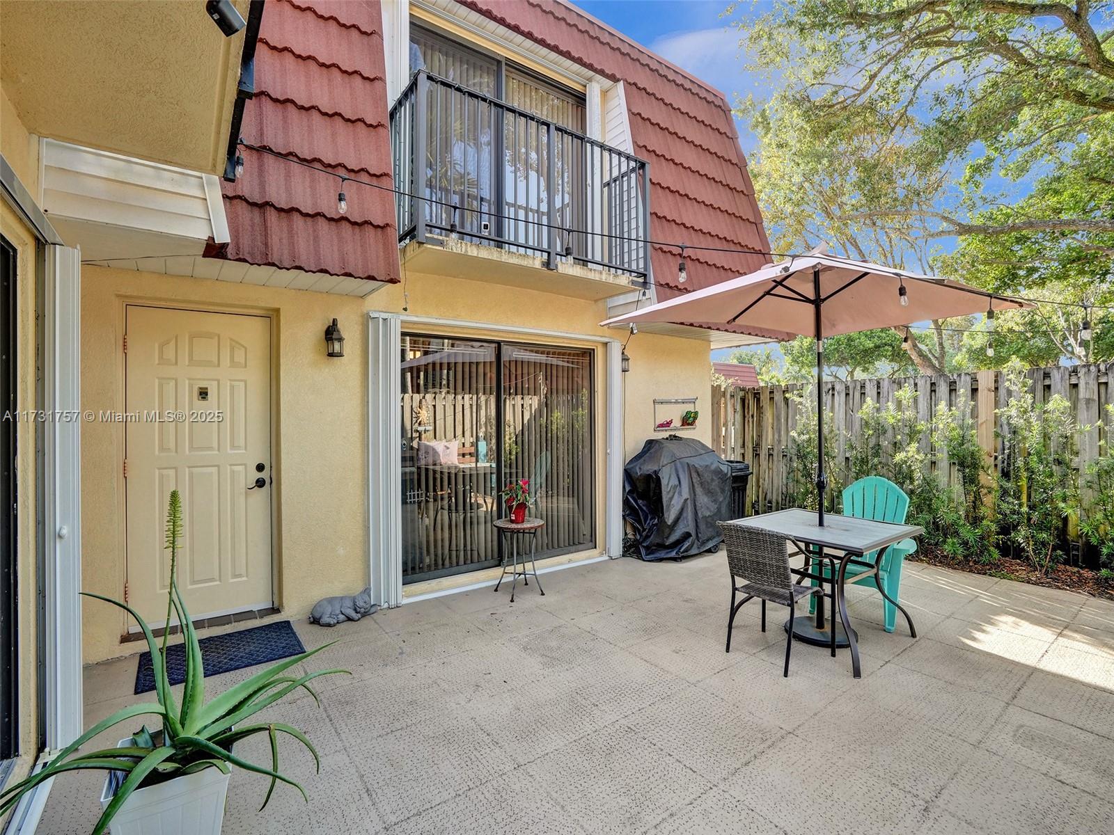 9923 NW 6th Ct