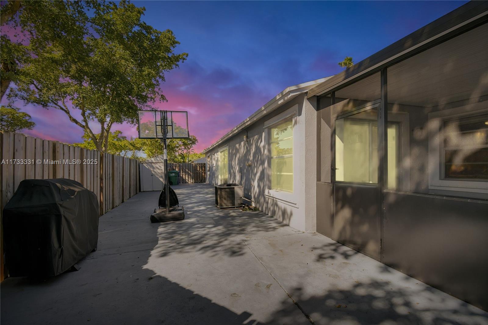 19901 NW 67th Cir Ct