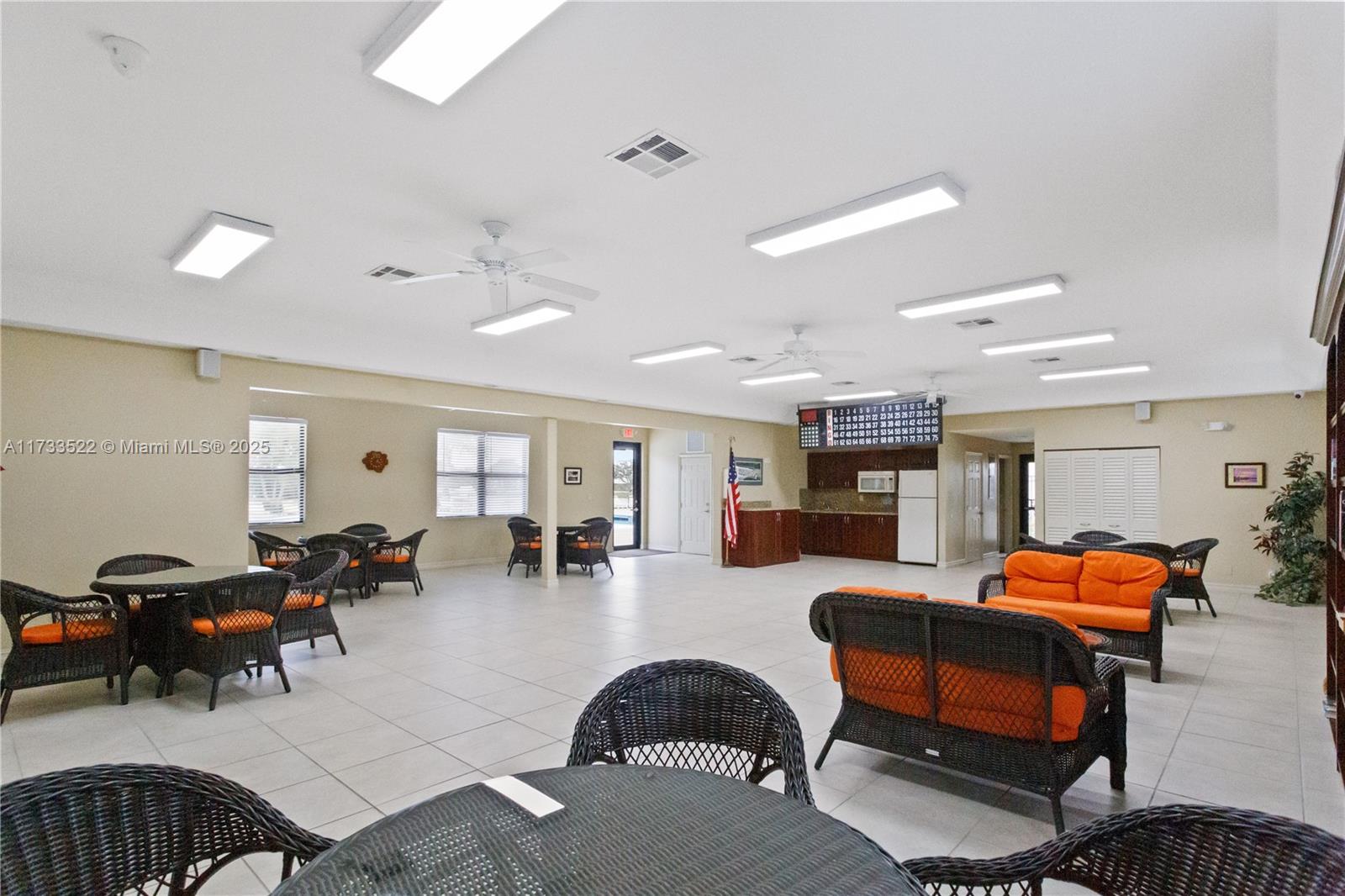 5530 Lakeside Dr # 104