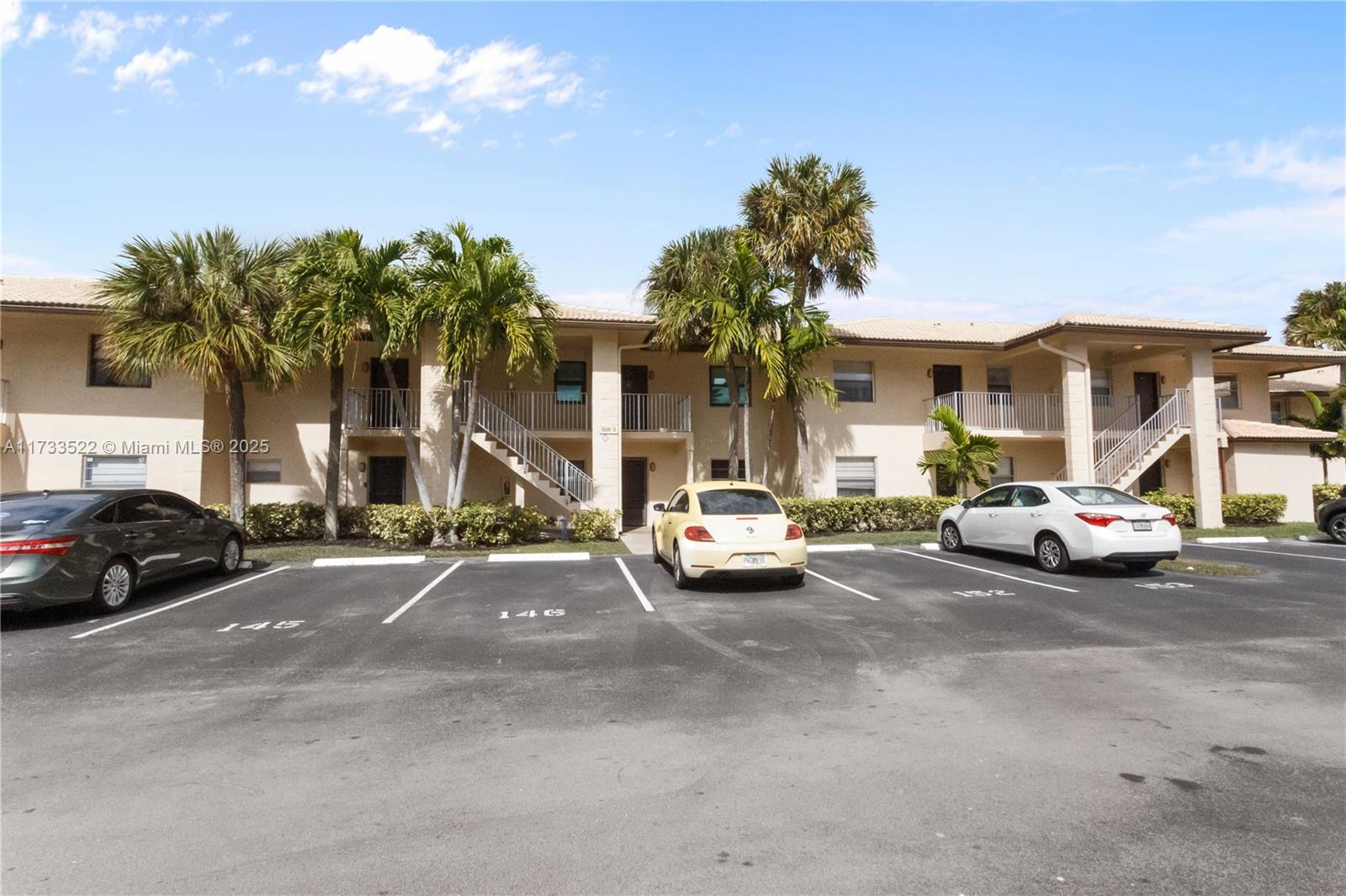 5530 Lakeside Dr # 104