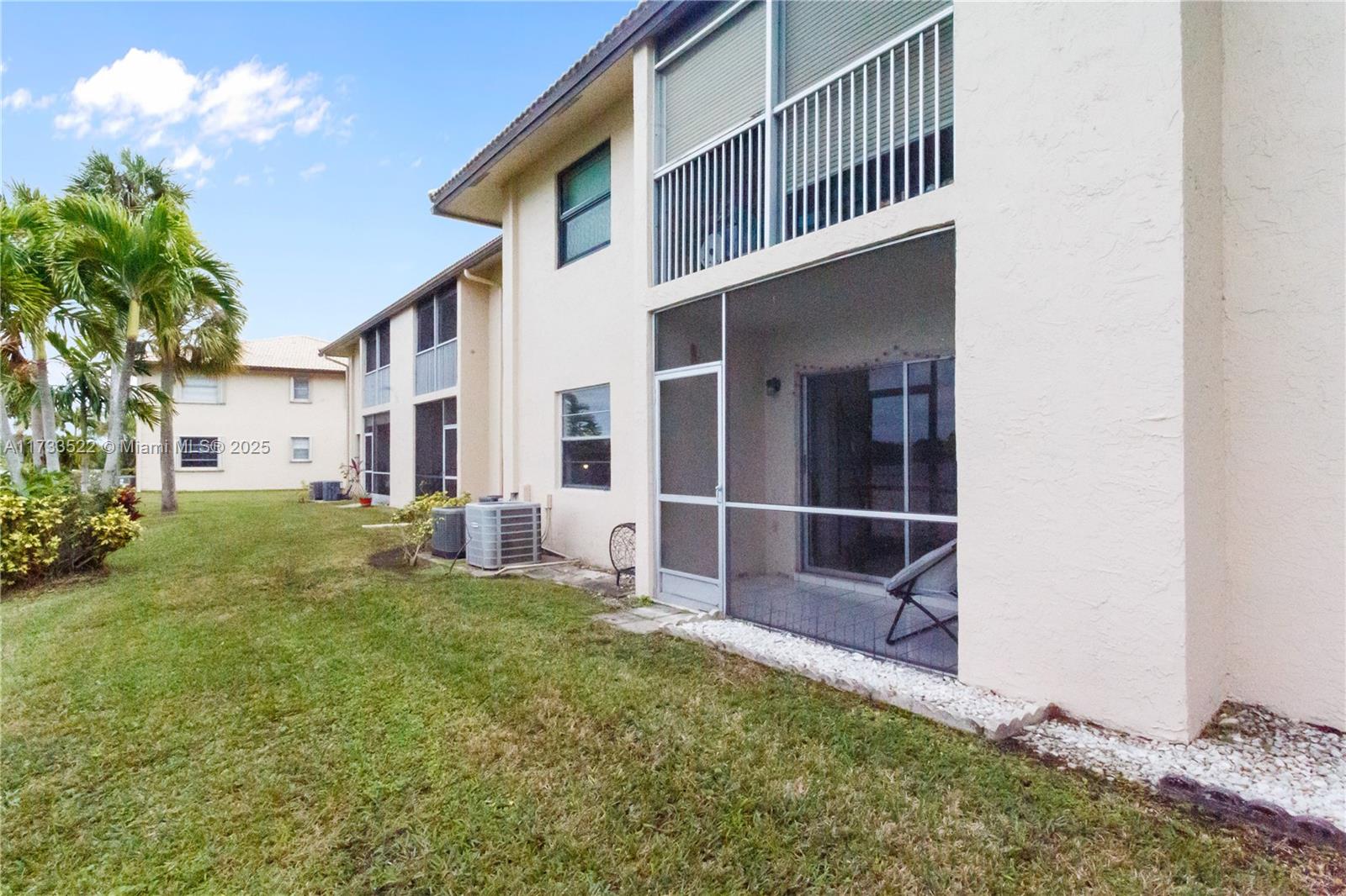 5530 Lakeside Dr # 104