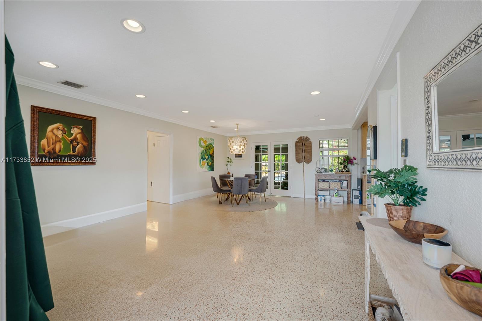 8445 SW 43rd Ter