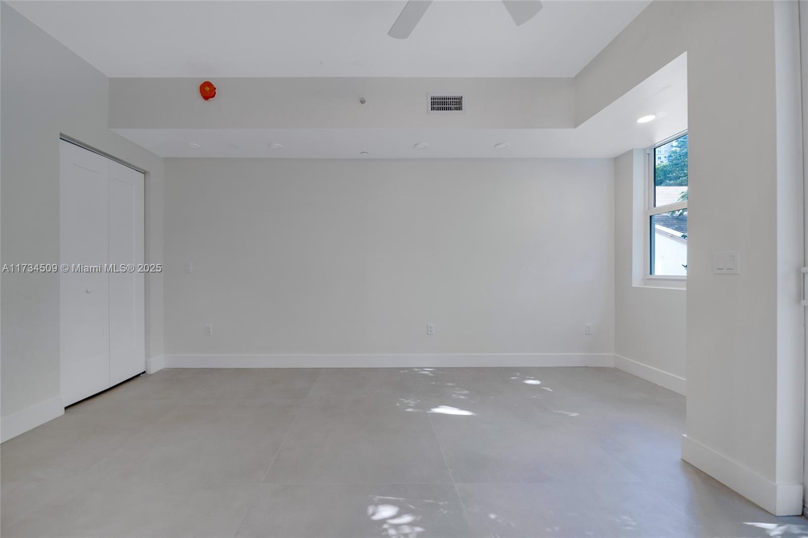 1536 NW 15th Ave # 103