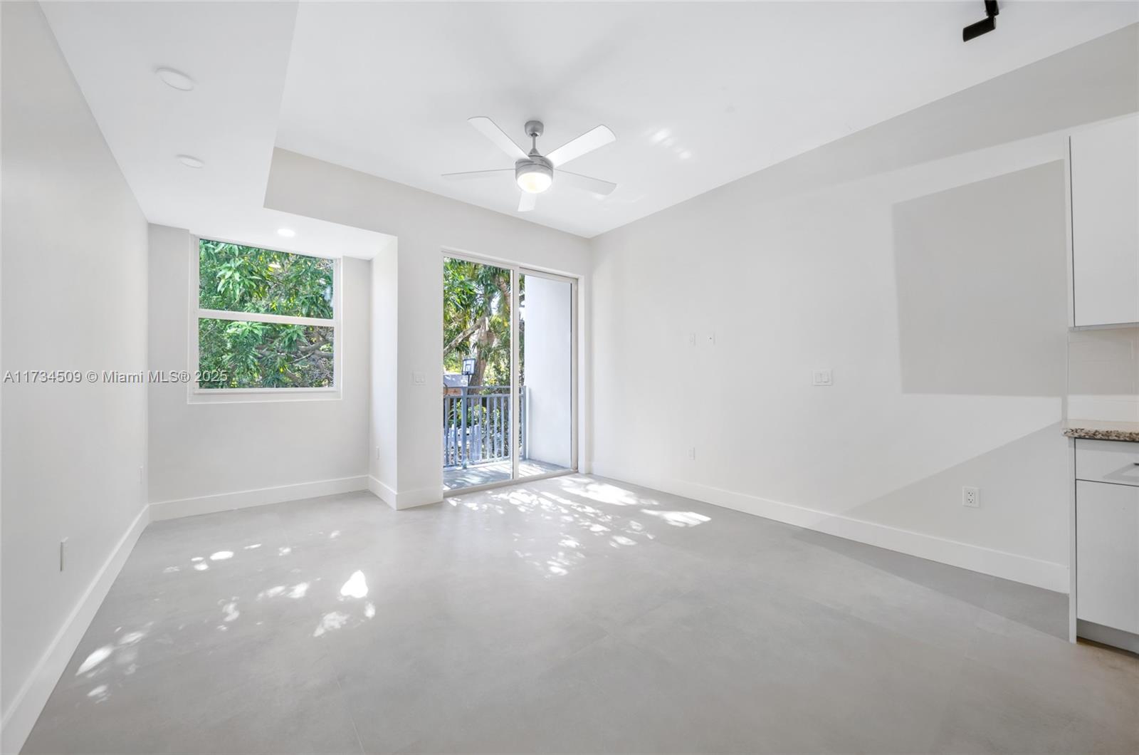 1536 NW 15th Ave # 103