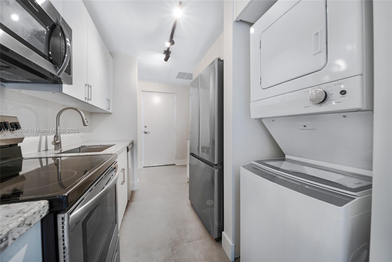 1536 NW 15th Ave # 103