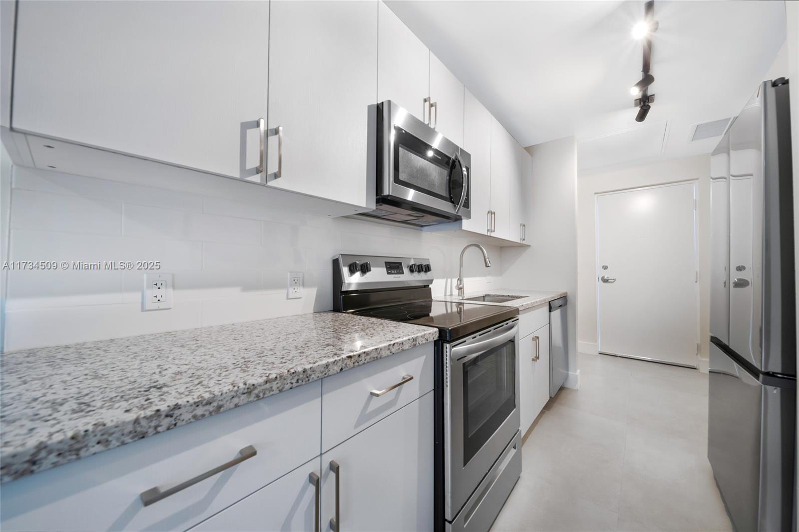 1536 NW 15th Ave # 103