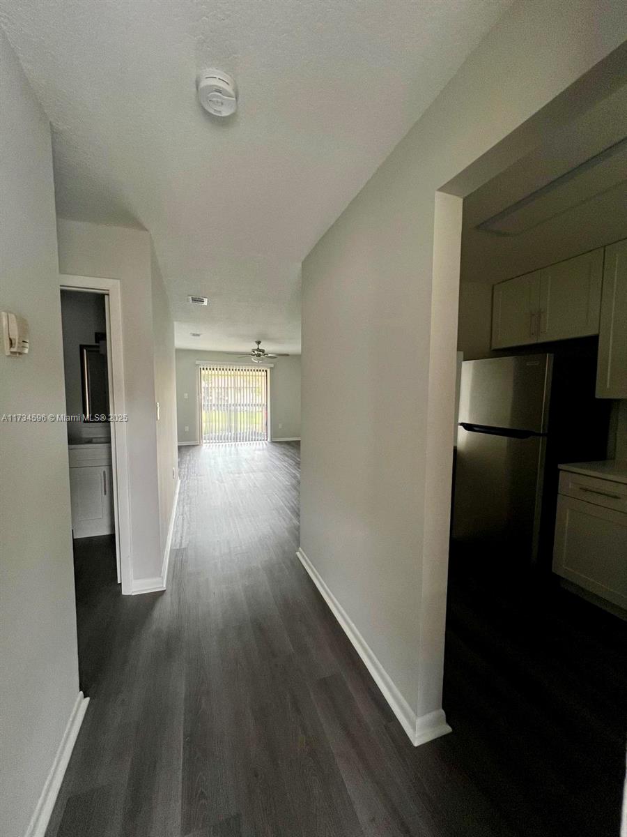 6020 Shakerwood Cir # 201