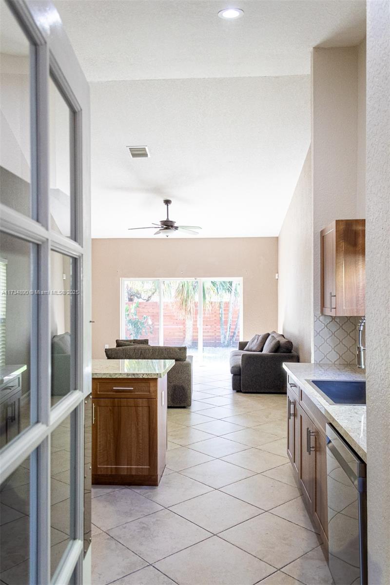 15294 SW 115th Ter