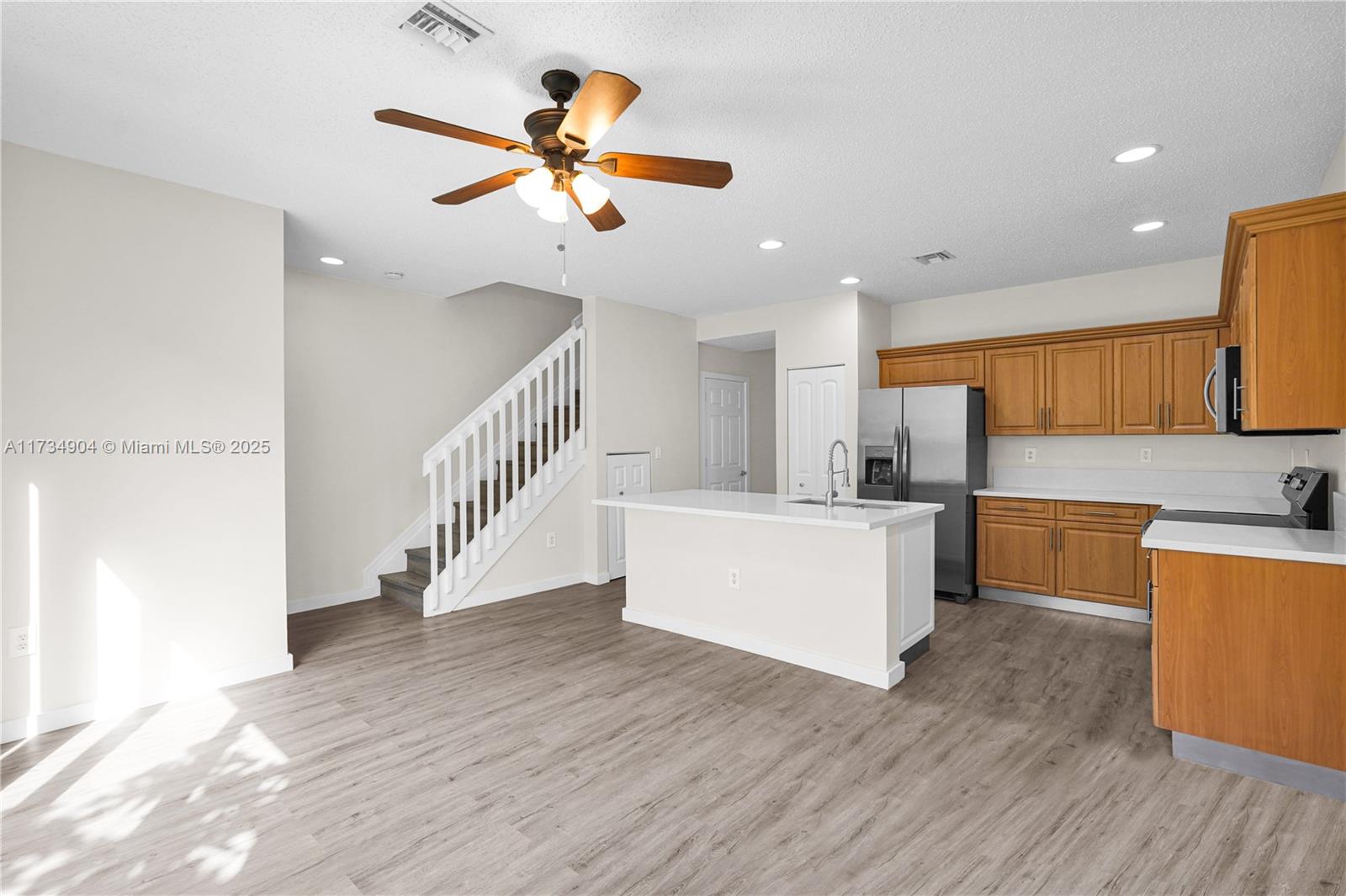 978 NE 42nd Pl # 978