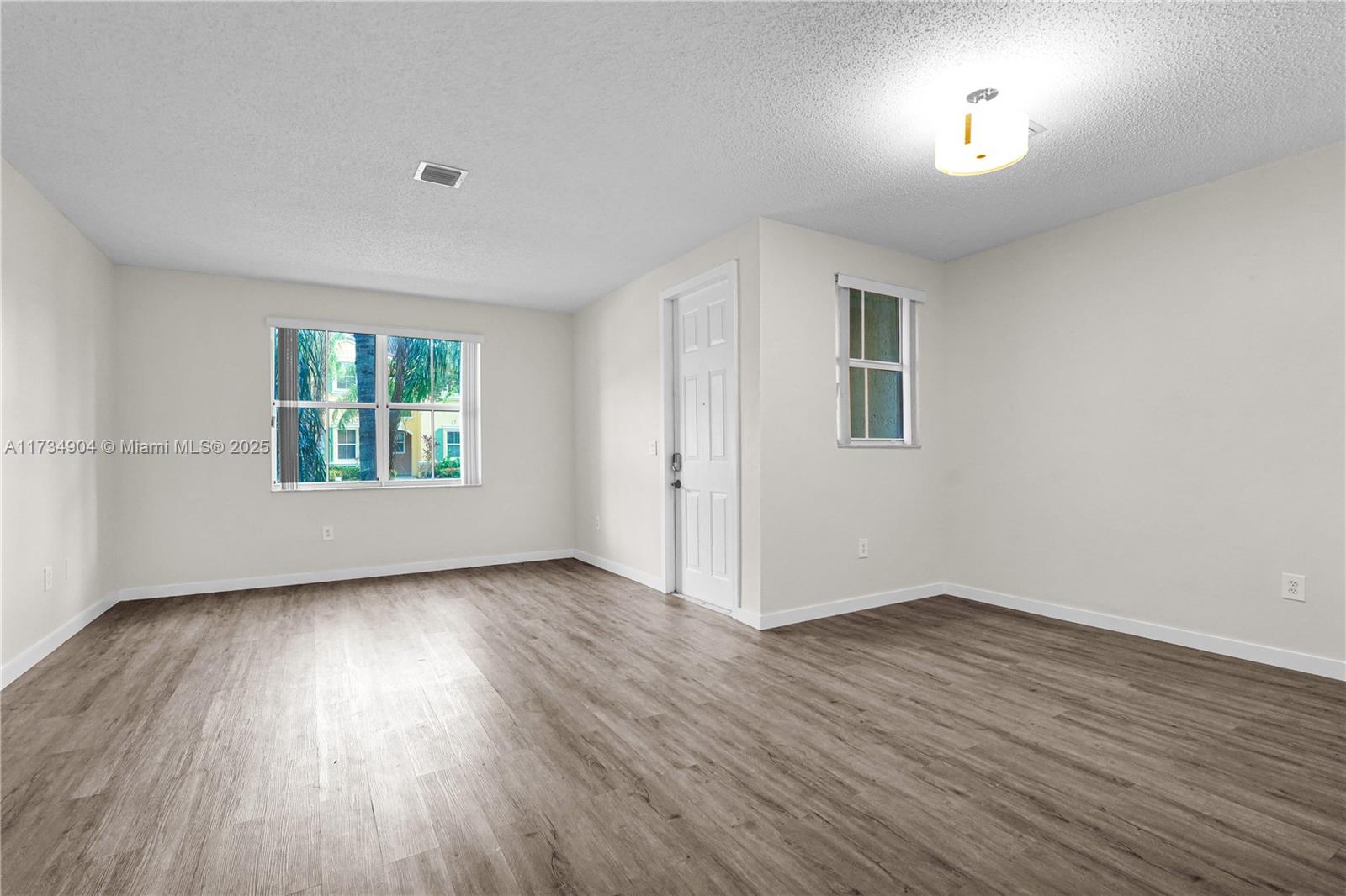 978 NE 42nd Pl # 978