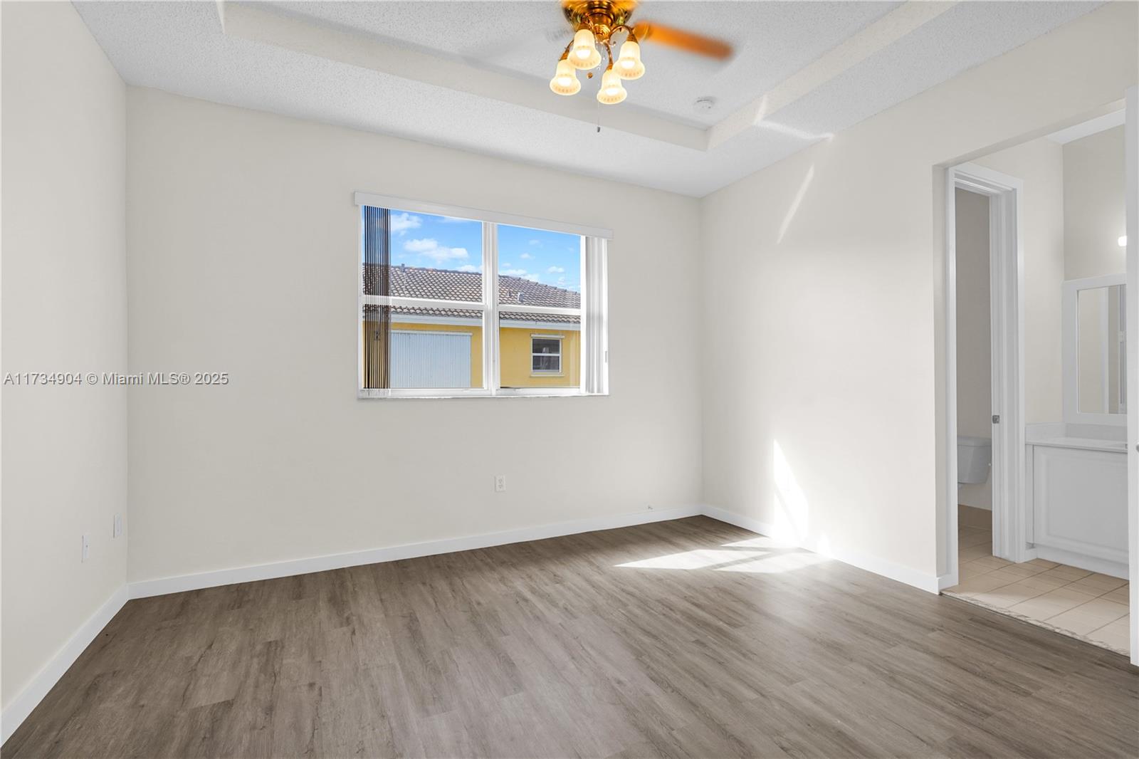 978 NE 42nd Pl # 978