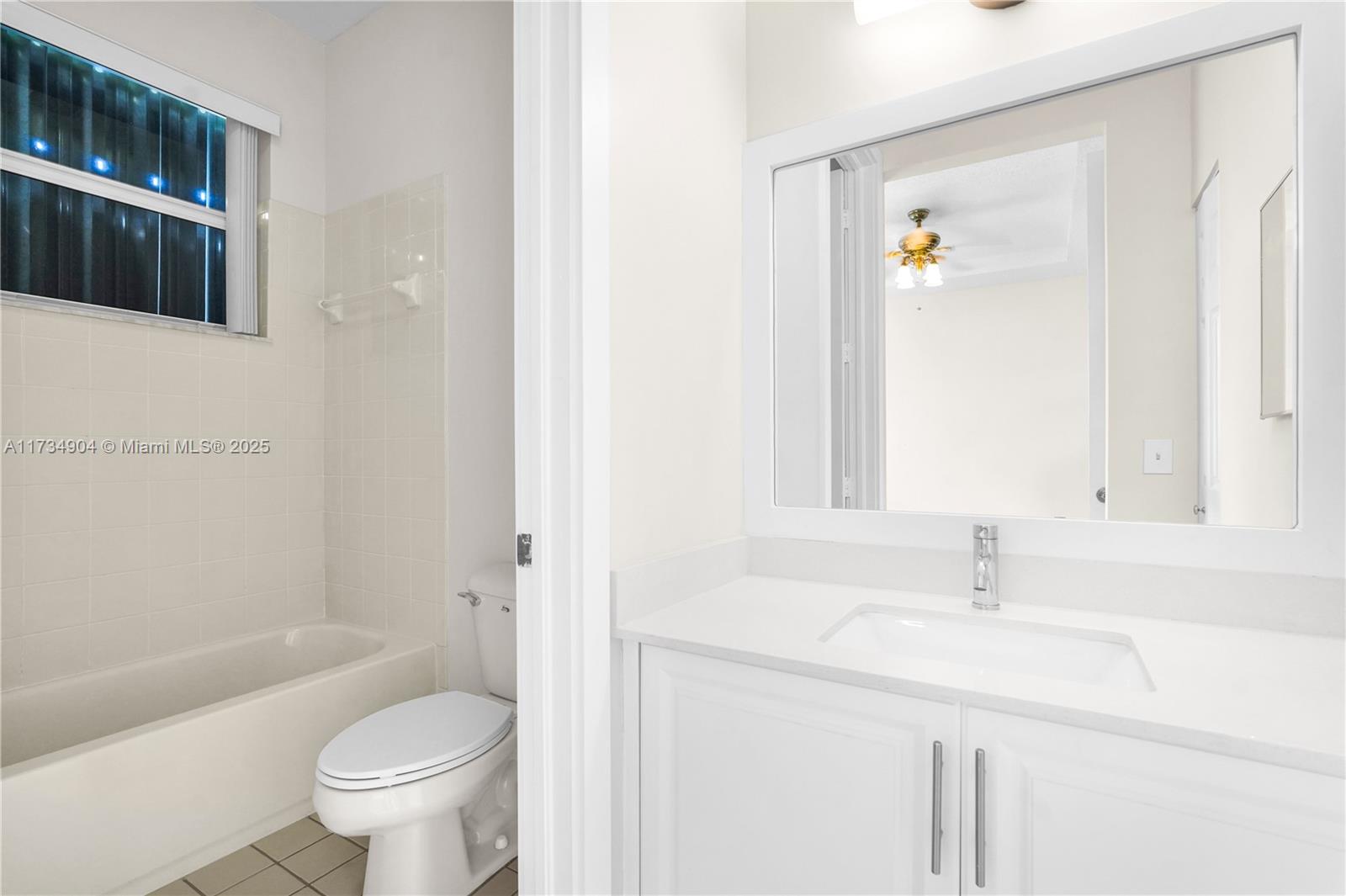 978 NE 42nd Pl # 978