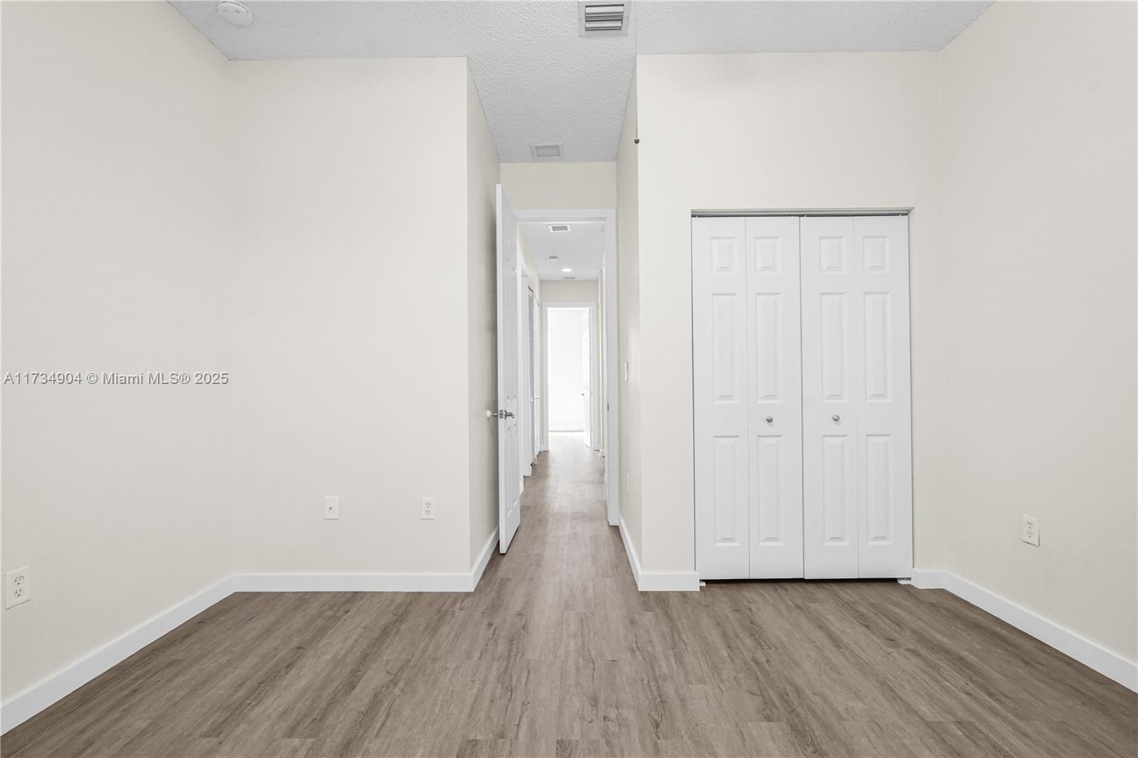 978 NE 42nd Pl # 978